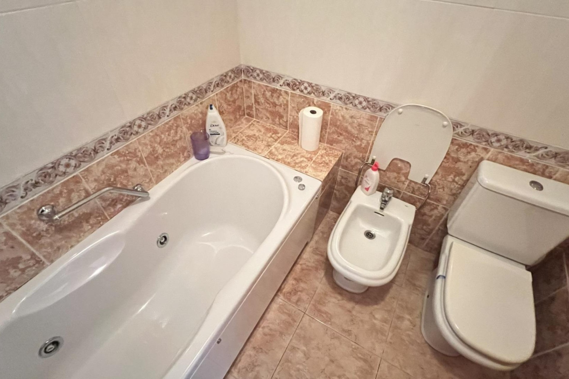 Sprzedaż - Willa w zabudowie bliźniaczej -
Torrevieja - Aguas Nuevas