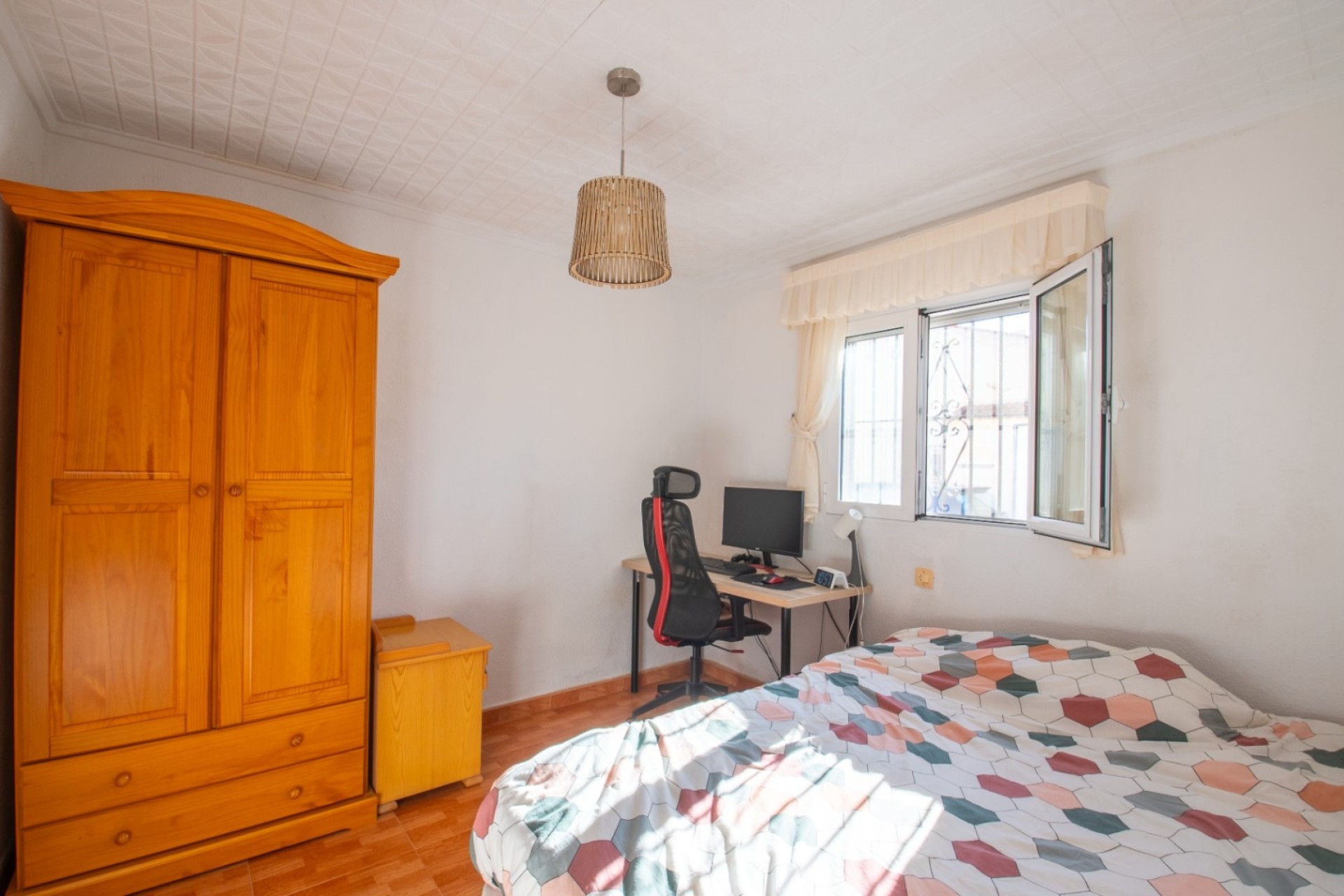 Sprzedaż - Willa w zabudowie bliźniaczej -
Torrevieja - Torretas