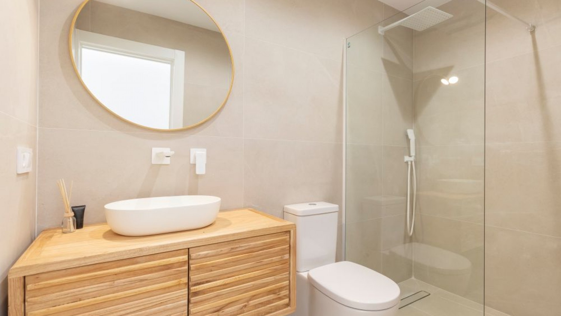 Sprzedaż - Willa w zabudowie bliźniaczej -
Torrevieja - torrevieja