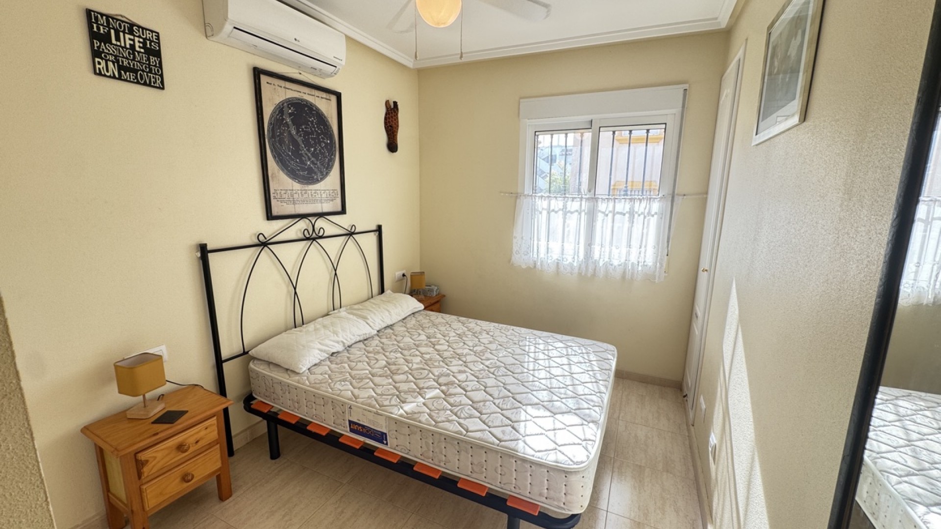 Sprzedaż - Willa w zabudowie bliźniaczej -
Villamartín