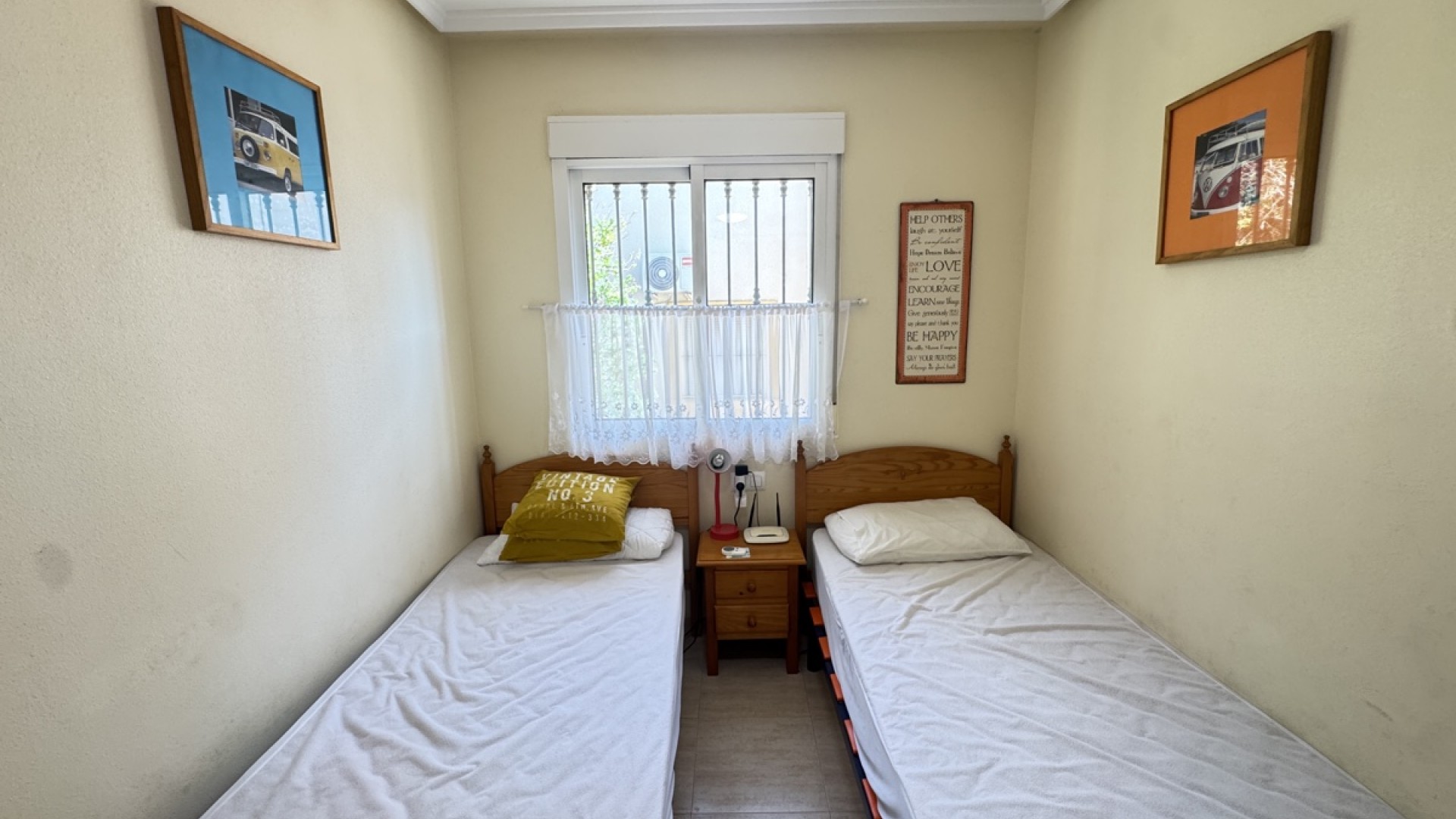 Sprzedaż - Willa w zabudowie bliźniaczej -
Villamartín