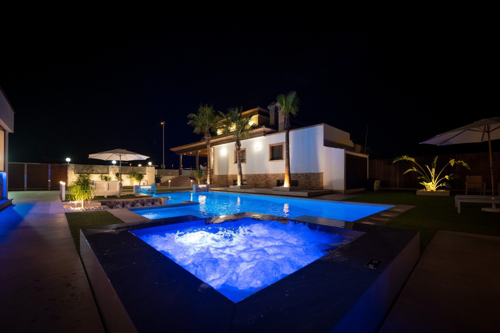 Sprzedaż - Willa wolnostojąca -
Avileses