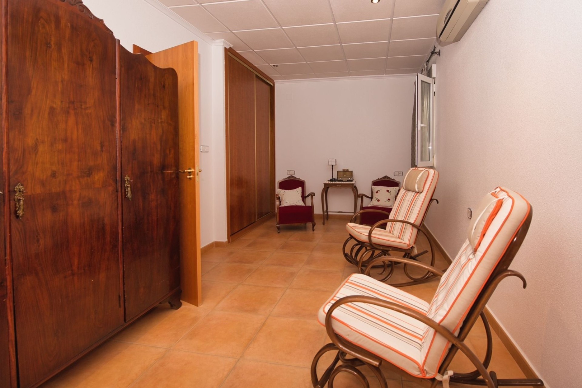 Sprzedaż - Willa wolnostojąca -
Benijofar