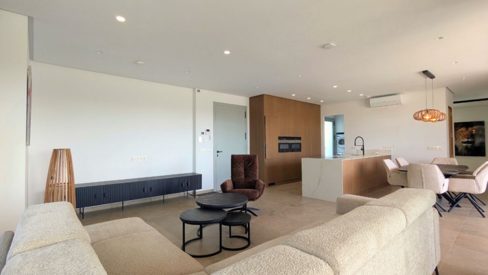 Sprzedaż - Willa wolnostojąca -
Benijofar