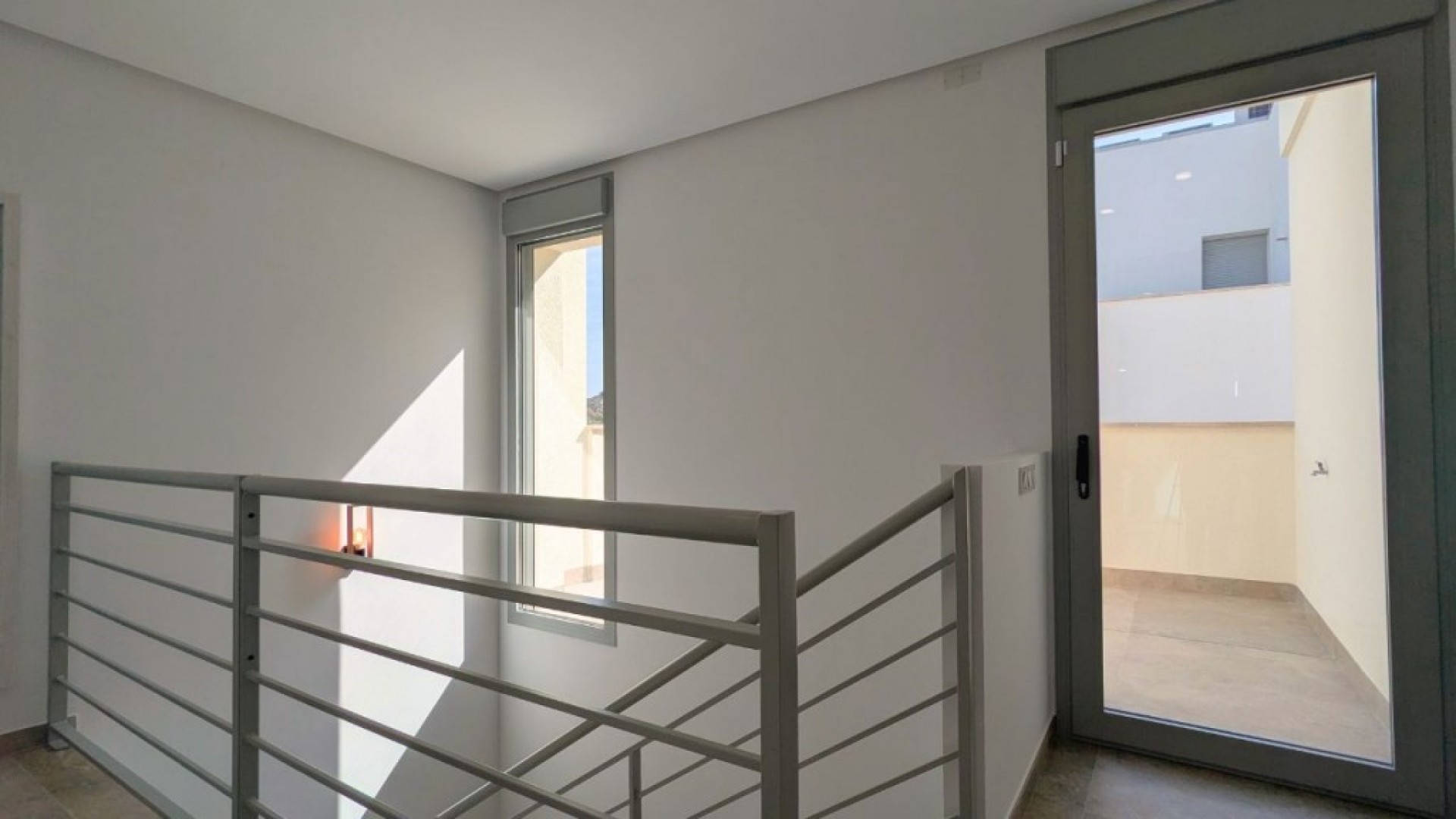 Sprzedaż - Willa wolnostojąca -
Benijofar