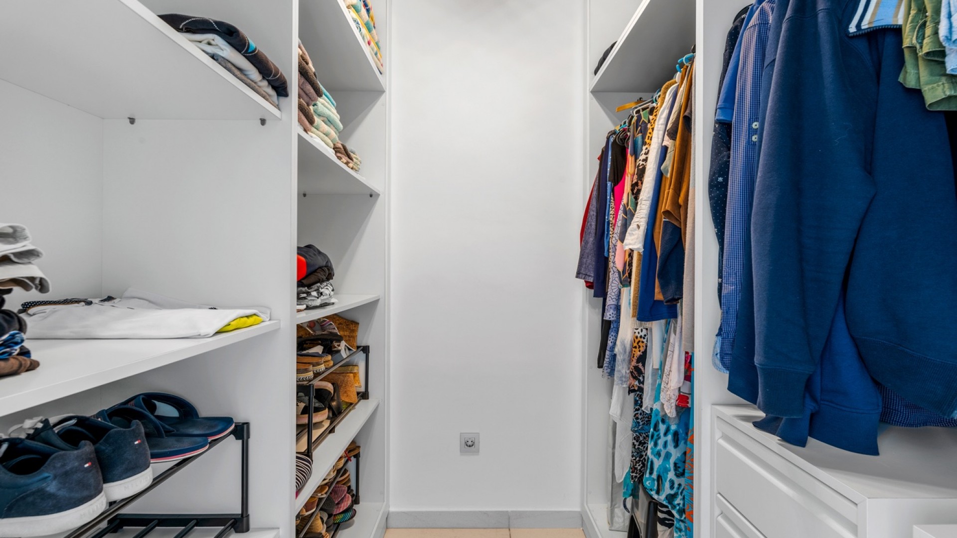 Sprzedaż - Willa wolnostojąca -
Benijofar