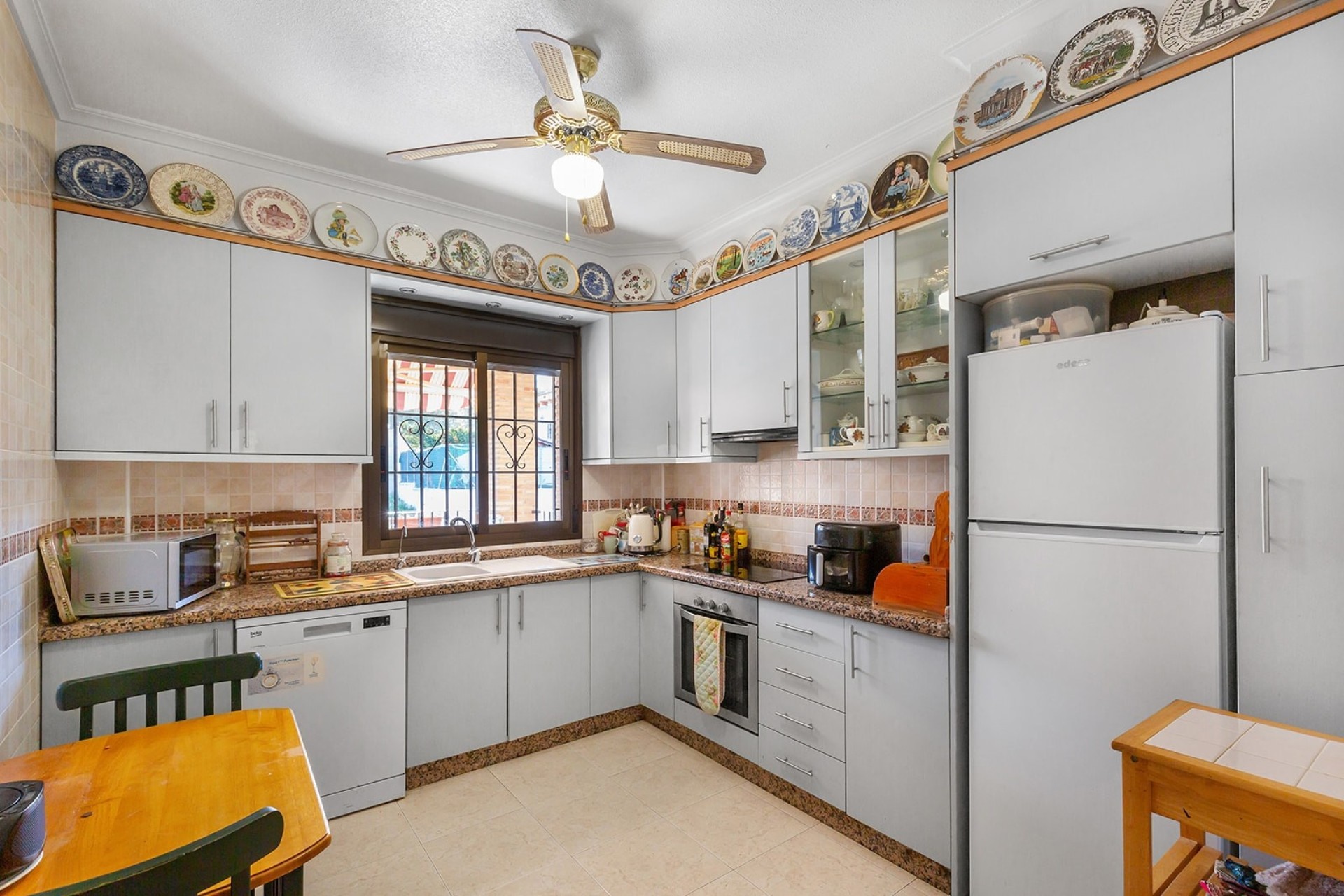 Sprzedaż - Willa wolnostojąca -
Bigastro