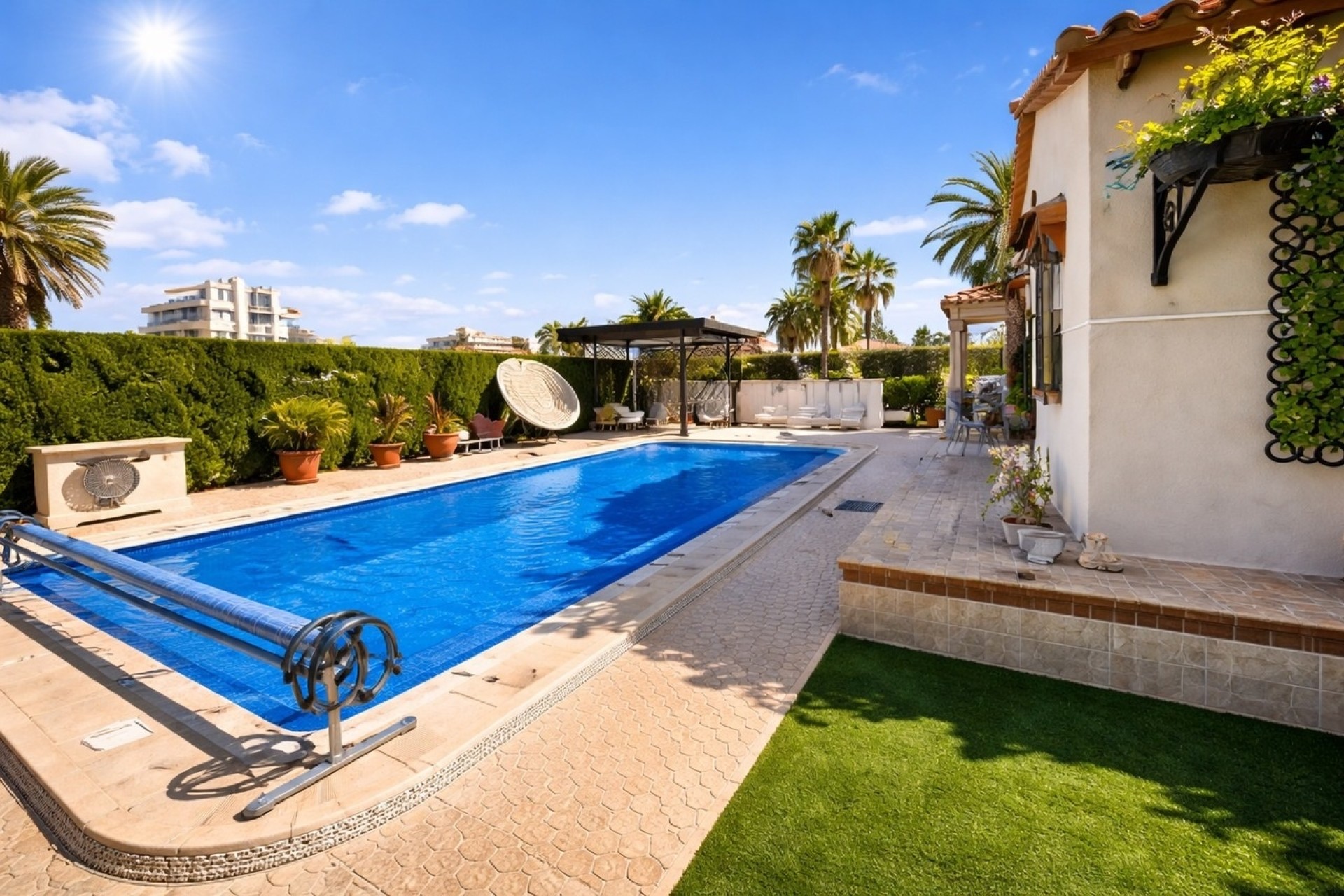 Sprzedaż - Willa wolnostojąca -
Cabo Roig - Costa Blanca