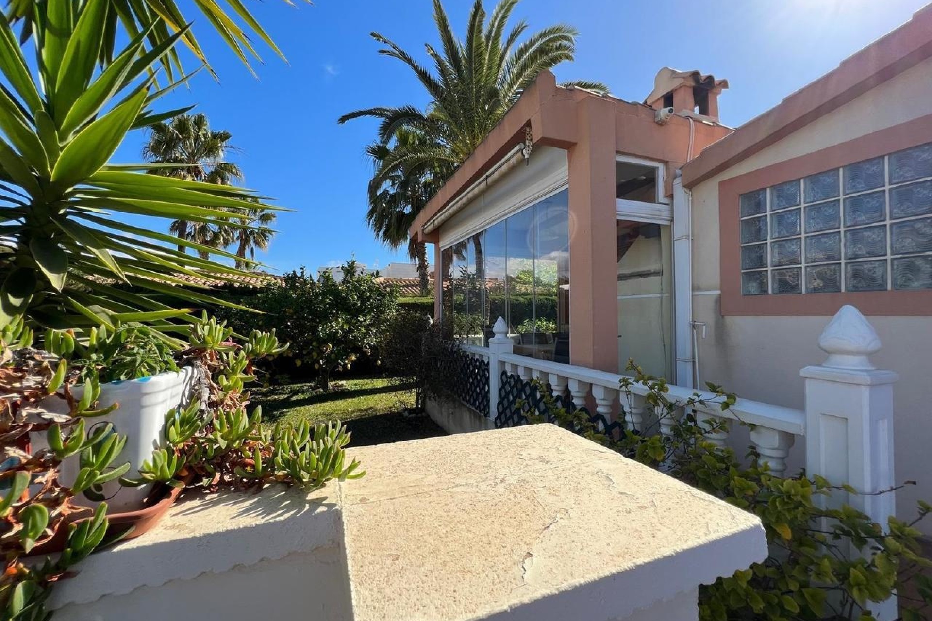 Sprzedaż - Willa wolnostojąca -
Cabo Roig - Costa Blanca