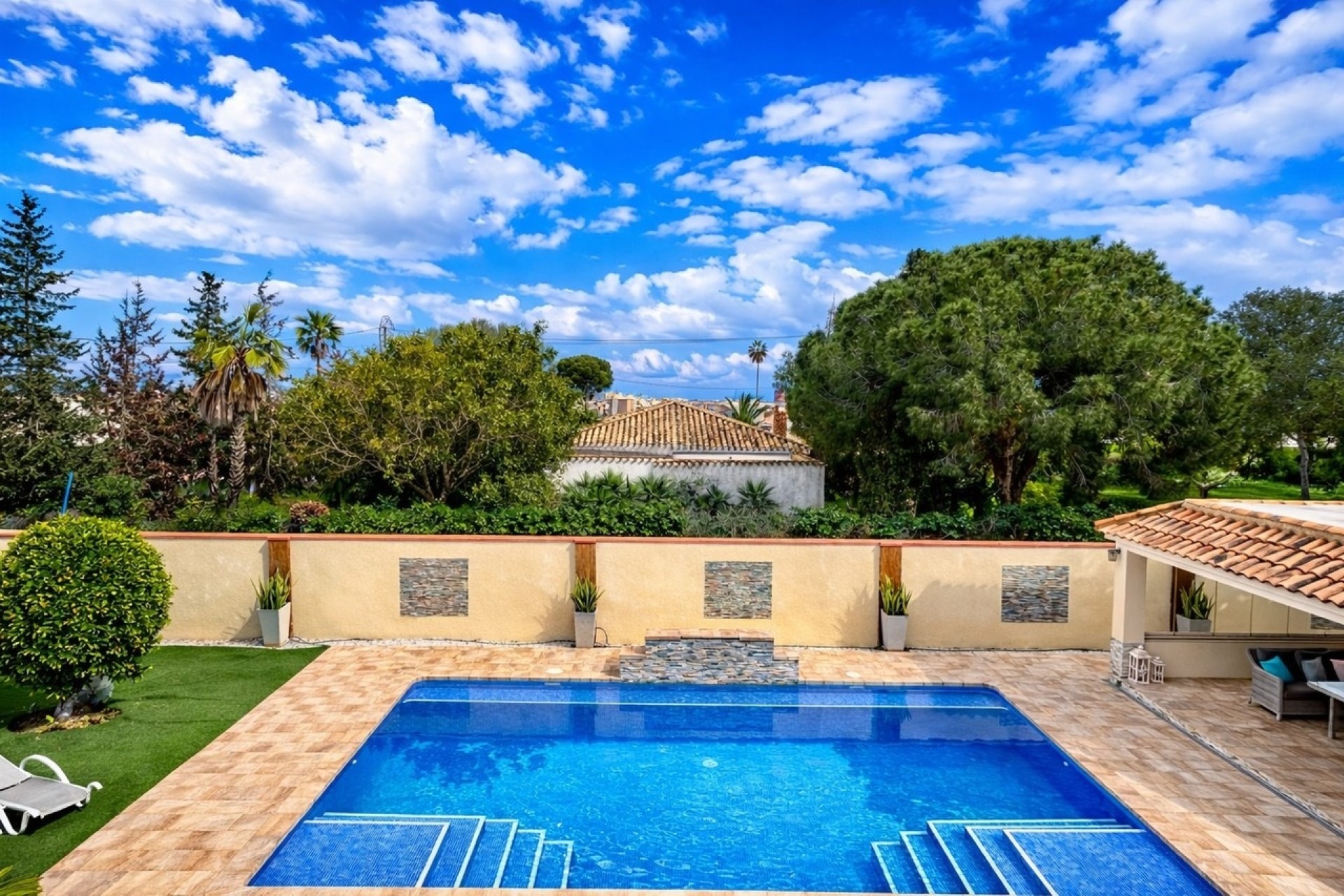 Sprzedaż - Willa wolnostojąca -
Cabo Roig - Costa Blanca