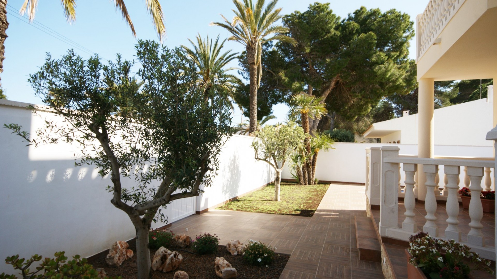 Sprzedaż - Willa wolnostojąca -
Cabo Roig - MUY CERCA DE LA PLAYA