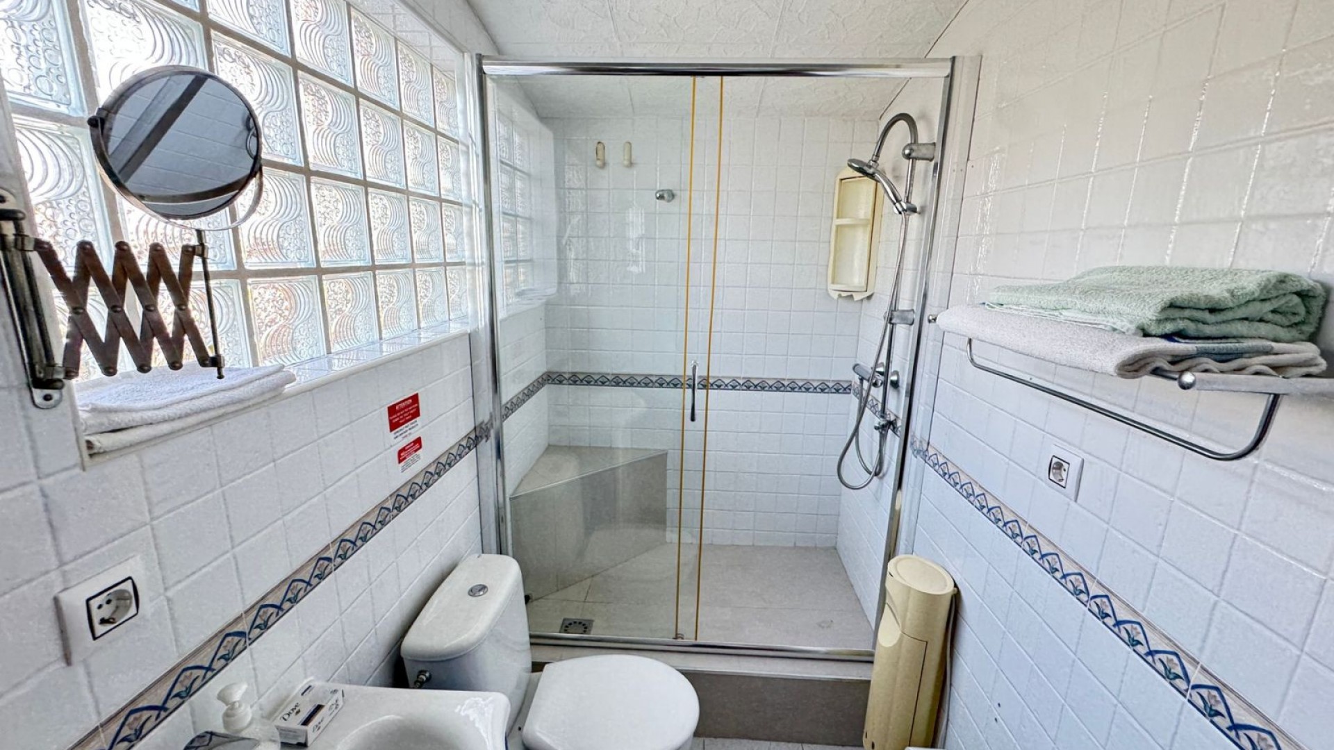 Sprzedaż - Willa wolnostojąca -
Cabo Roig