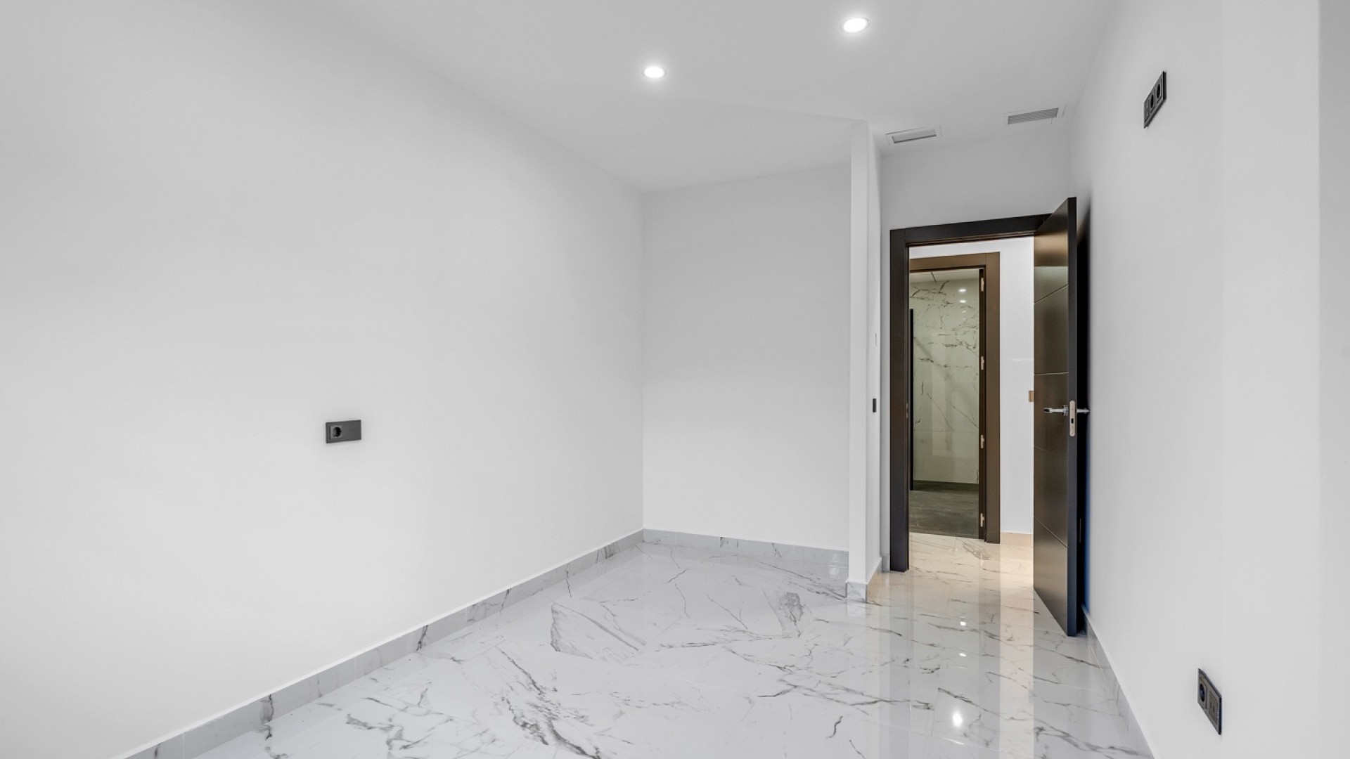 Sprzedaż - Willa wolnostojąca -
Campoamor