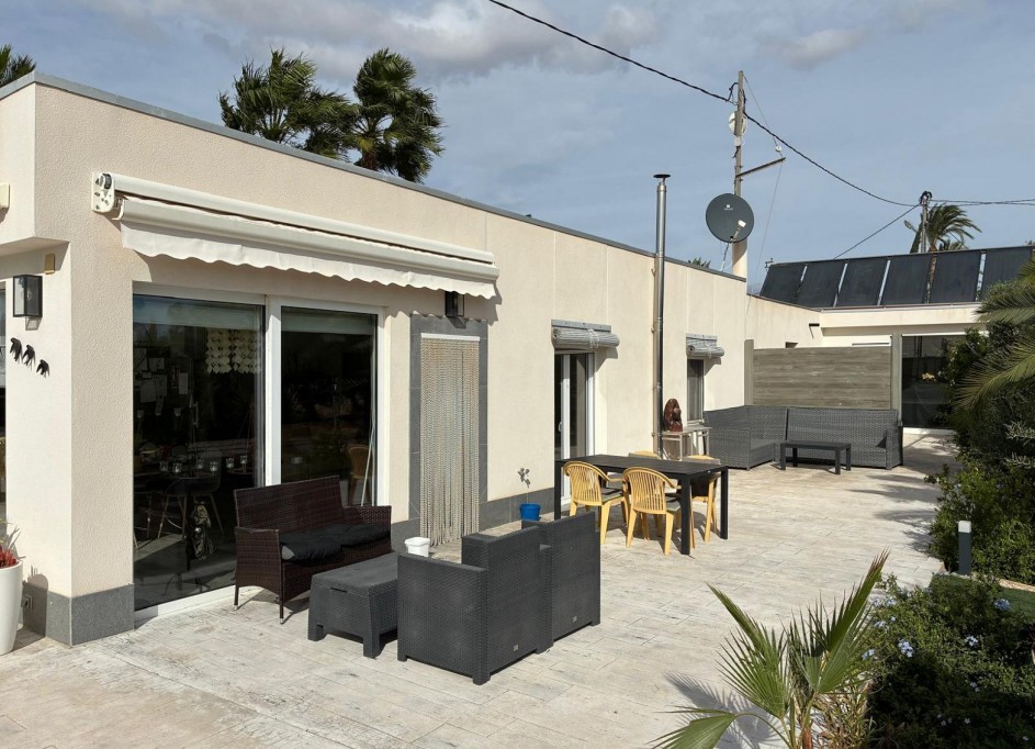 Sprzedaż - Willa wolnostojąca -
Crevillente