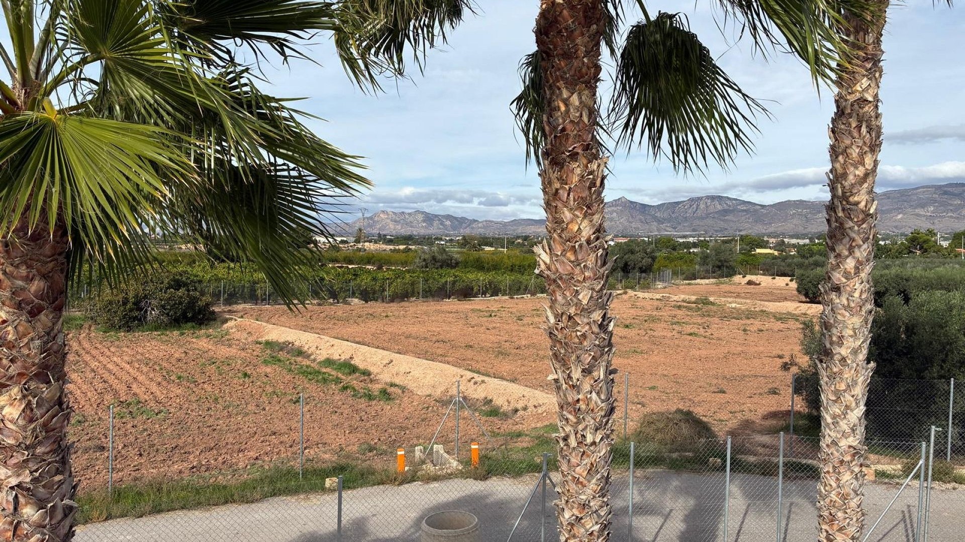 Sprzedaż - Willa wolnostojąca -
Crevillente