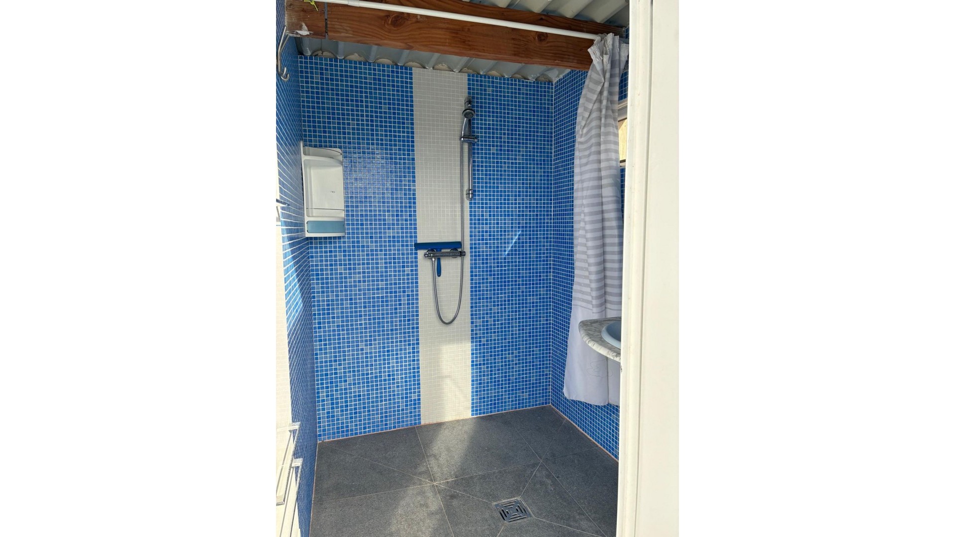 Sprzedaż - Willa wolnostojąca -
Crevillente