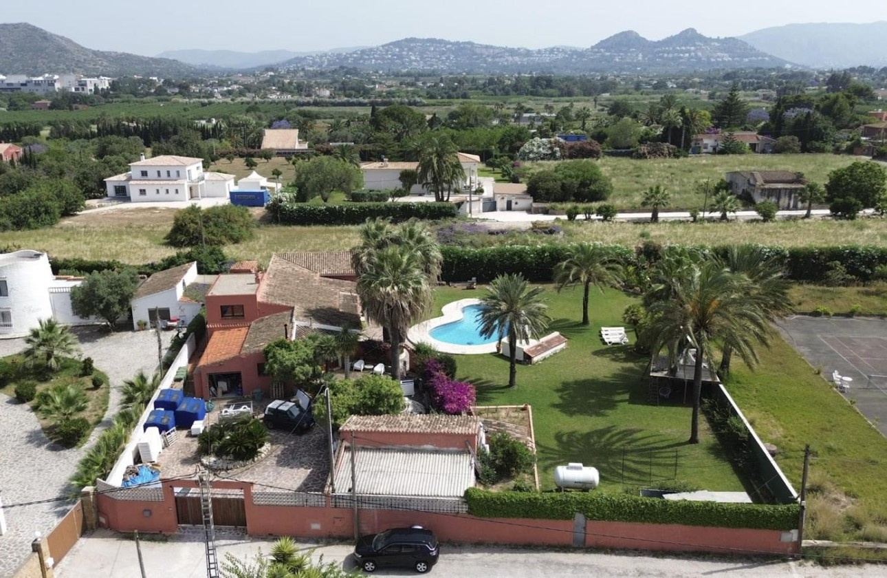Sprzedaż - Willa wolnostojąca -
Denia - Dénia