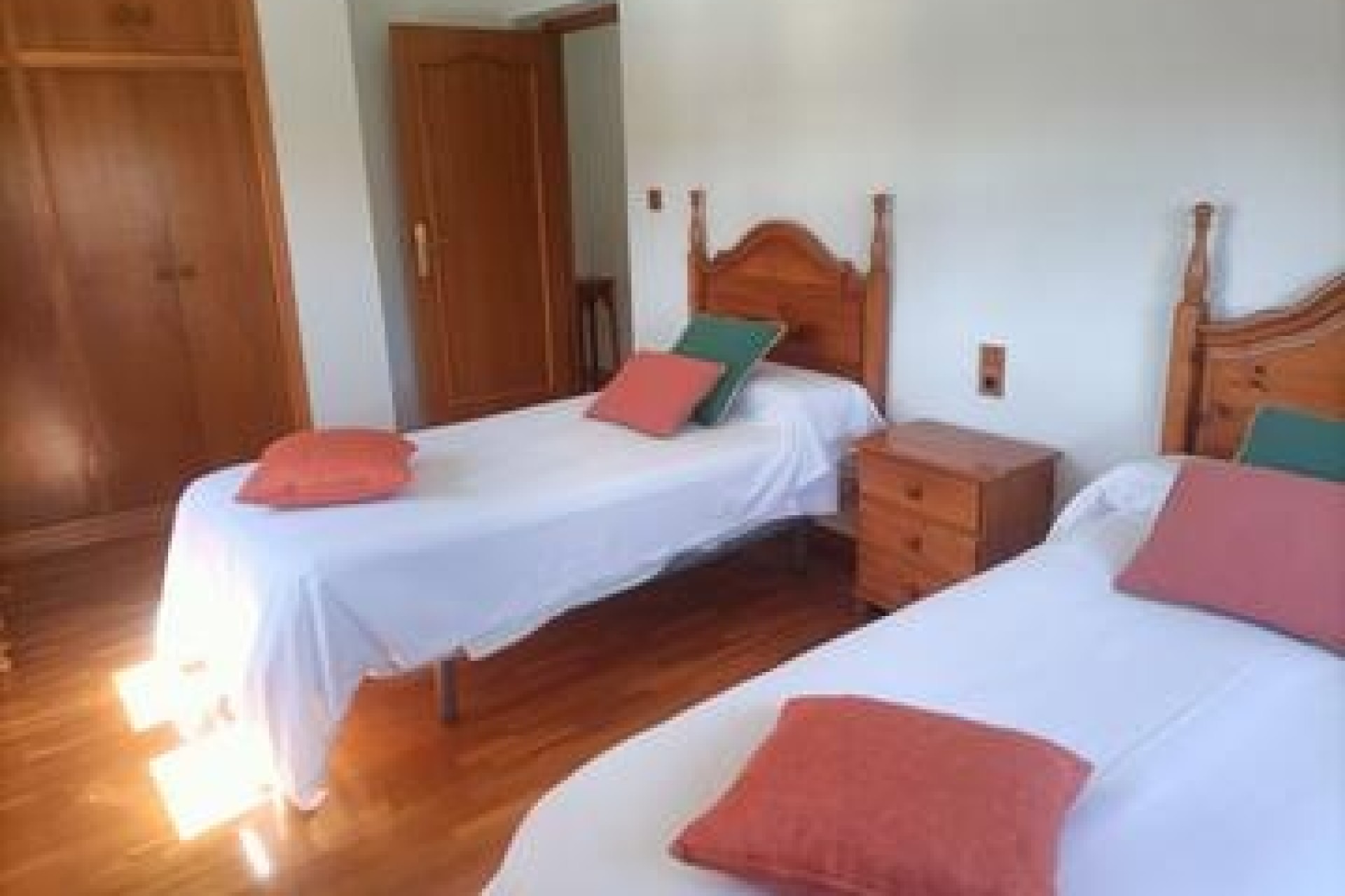 Sprzedaż - Willa wolnostojąca -
Elche