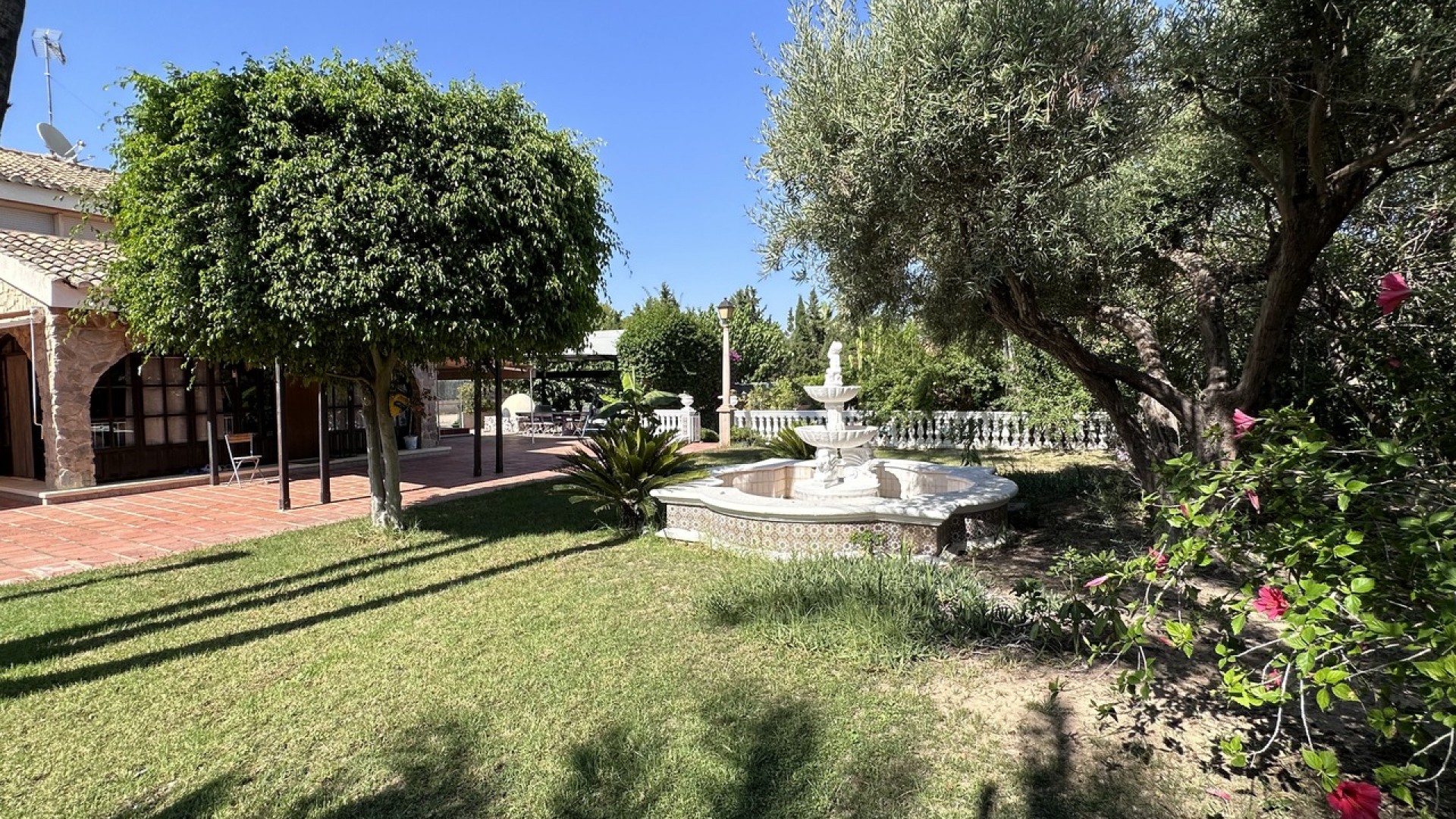 Sprzedaż - Willa wolnostojąca -
Elche