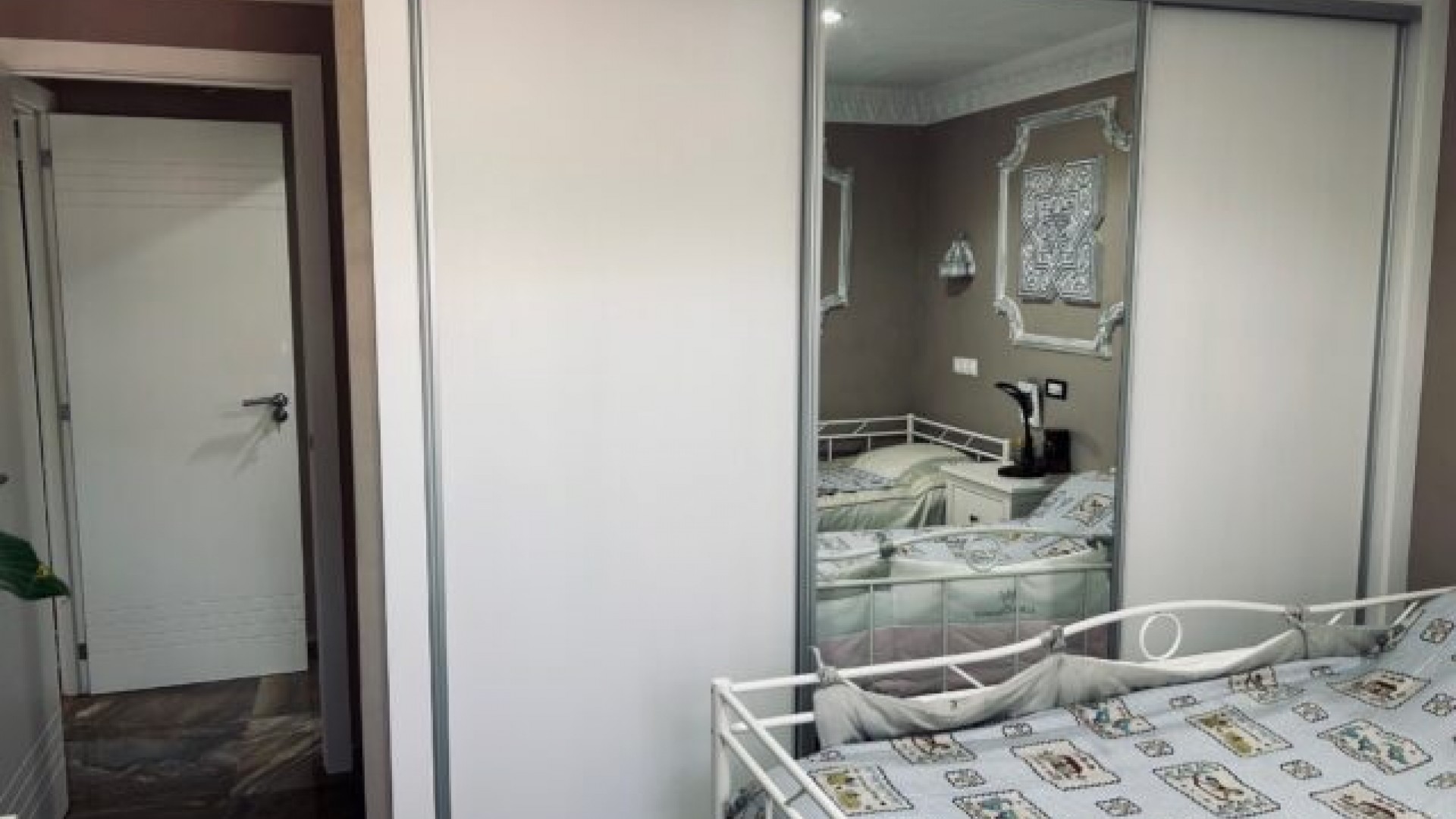 Sprzedaż - Willa wolnostojąca -
Elche