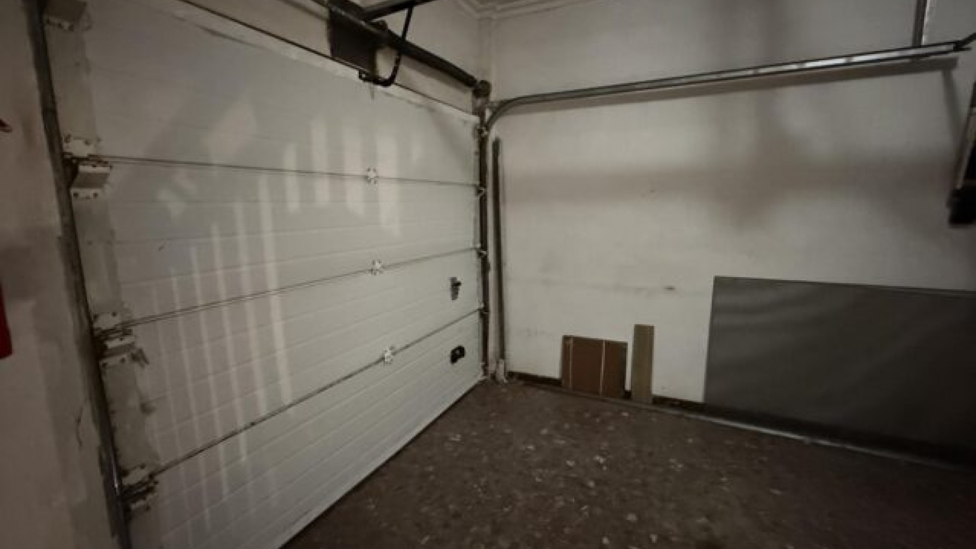 Sprzedaż - Willa wolnostojąca -
Elda