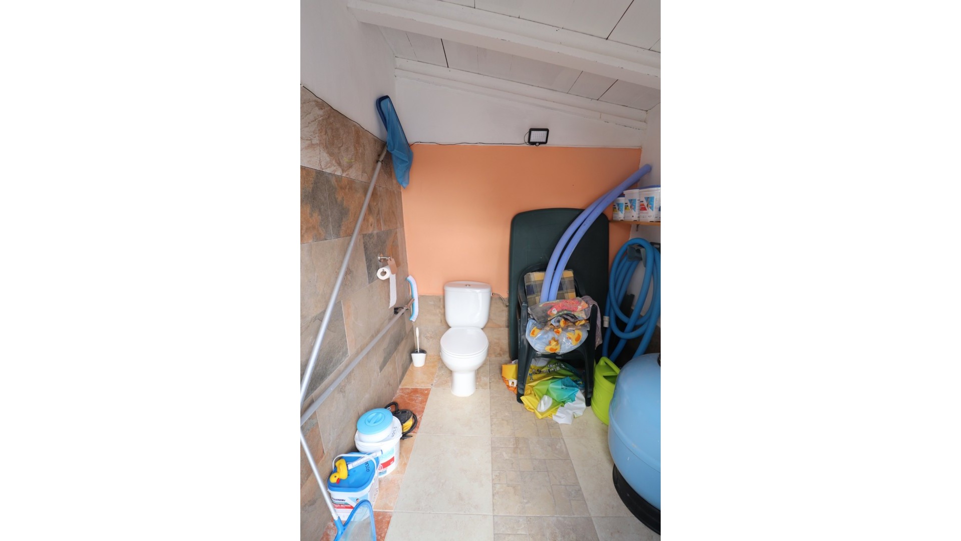 Sprzedaż - Willa wolnostojąca -
Fortuna