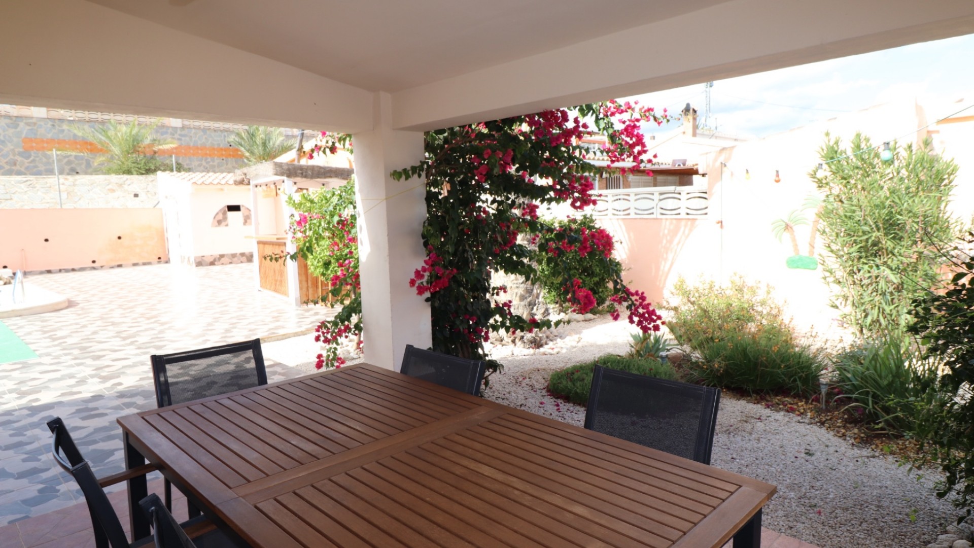 Sprzedaż - Willa wolnostojąca -
Fortuna