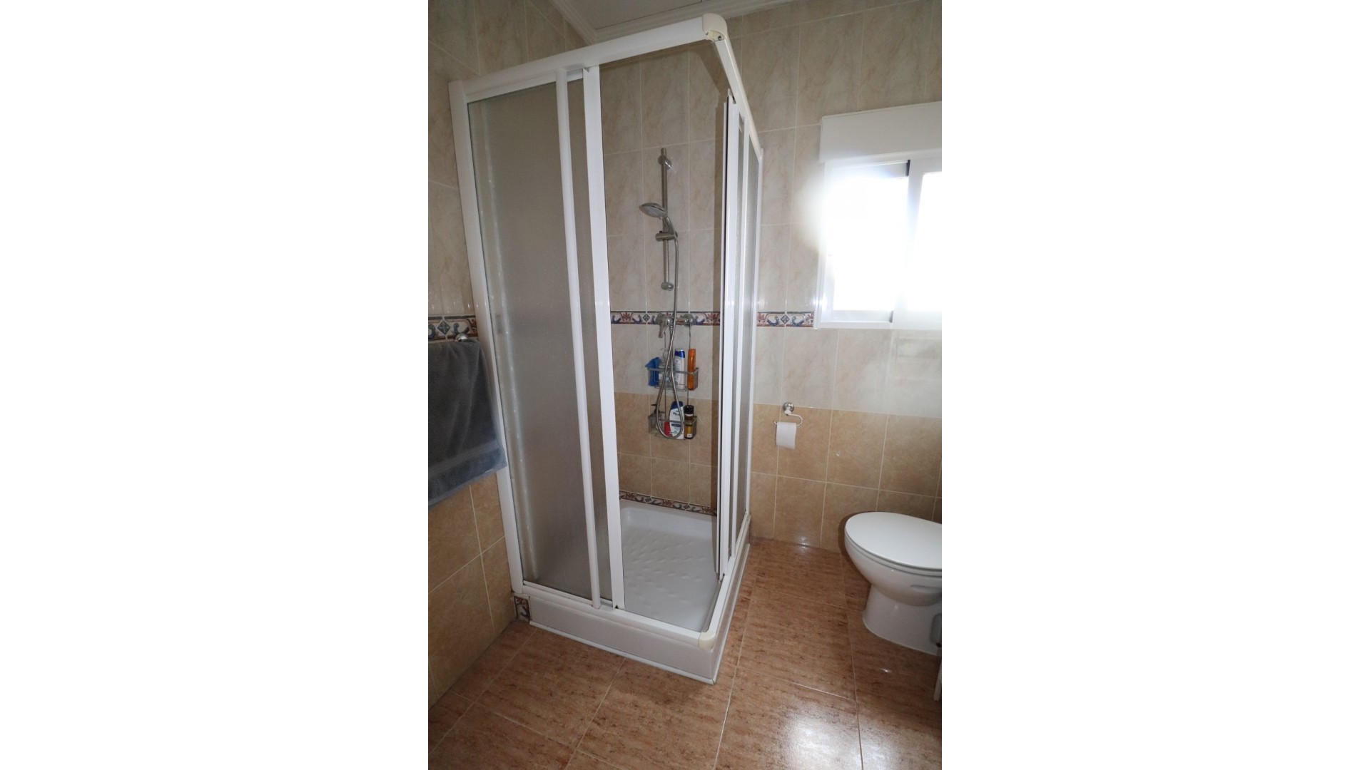 Sprzedaż - Willa wolnostojąca -
Fortuna