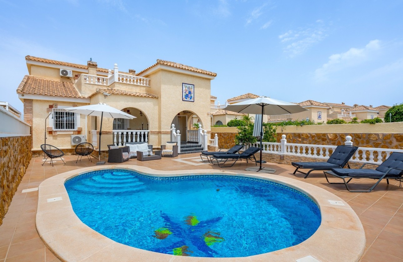 Sprzedaż - Willa wolnostojąca -
Gran Alacant - Costa Blanca