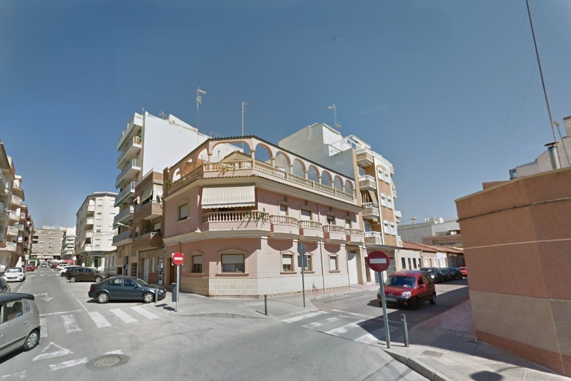 Sprzedaż - Willa wolnostojąca -
Guardamar del Segura - Costa Blanca