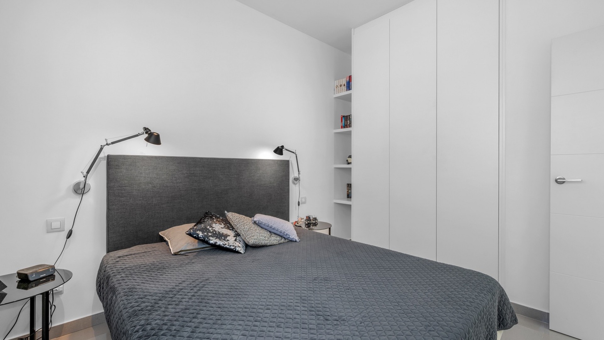 Sprzedaż - Willa wolnostojąca -
Guardamar del Segura