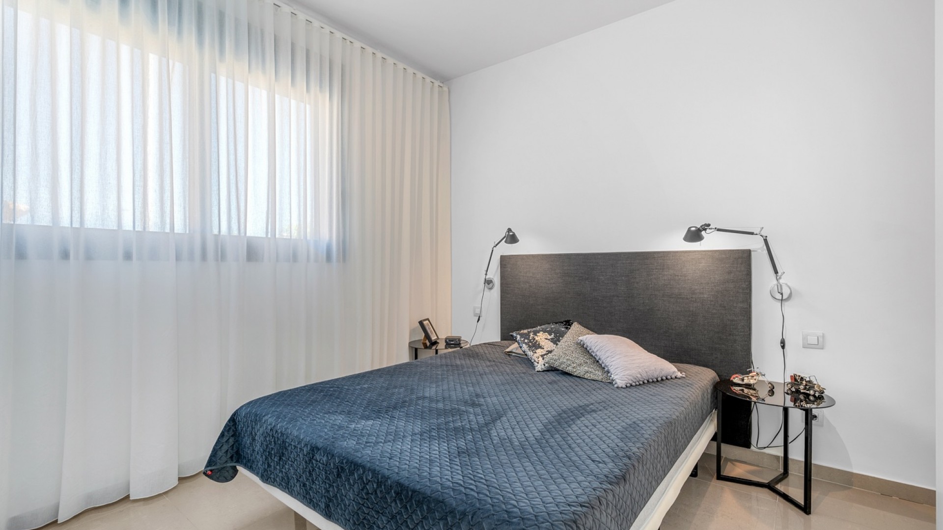 Sprzedaż - Willa wolnostojąca -
Guardamar del Segura