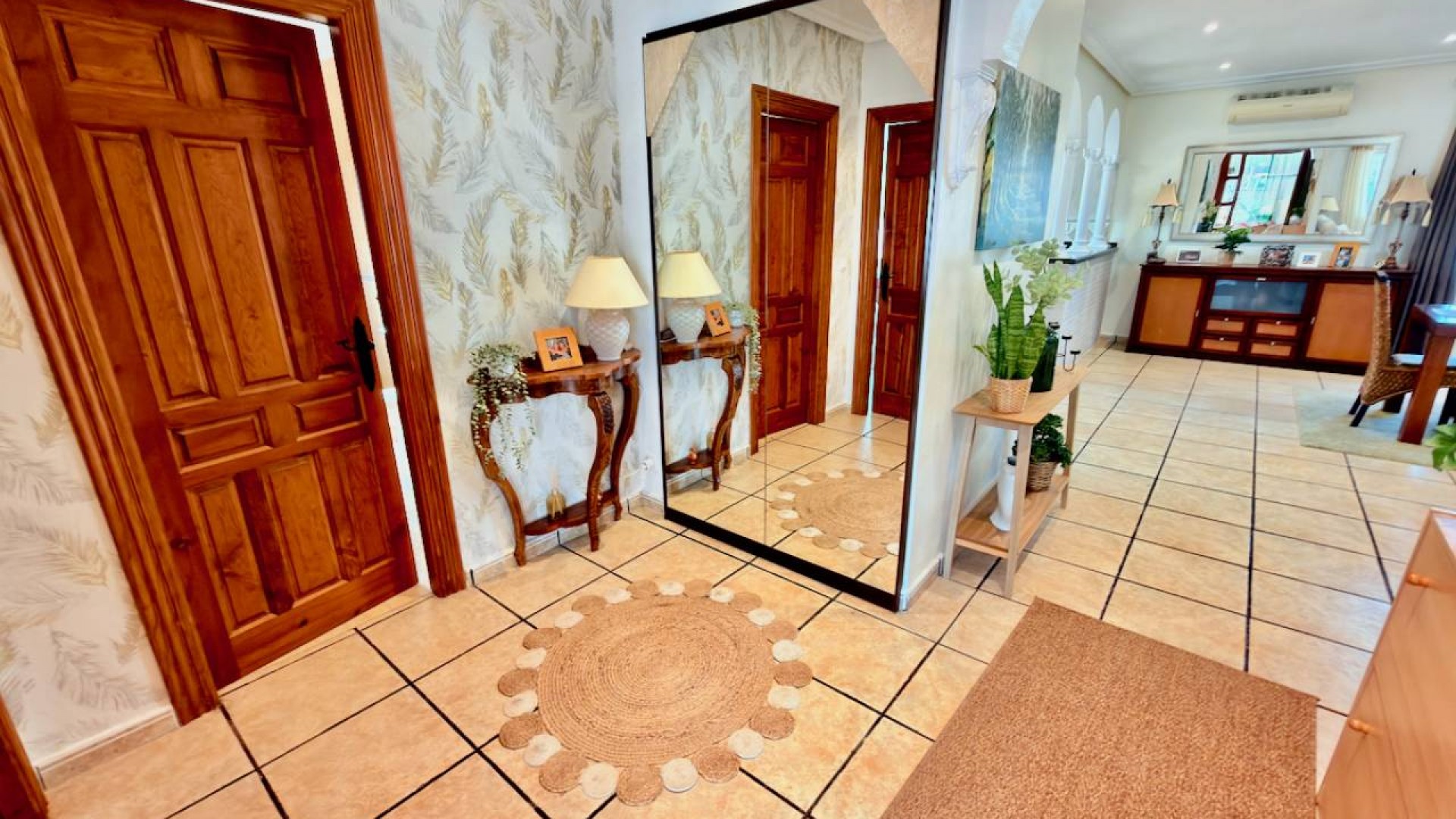 Sprzedaż - Willa wolnostojąca -
Hondón de las Nieves