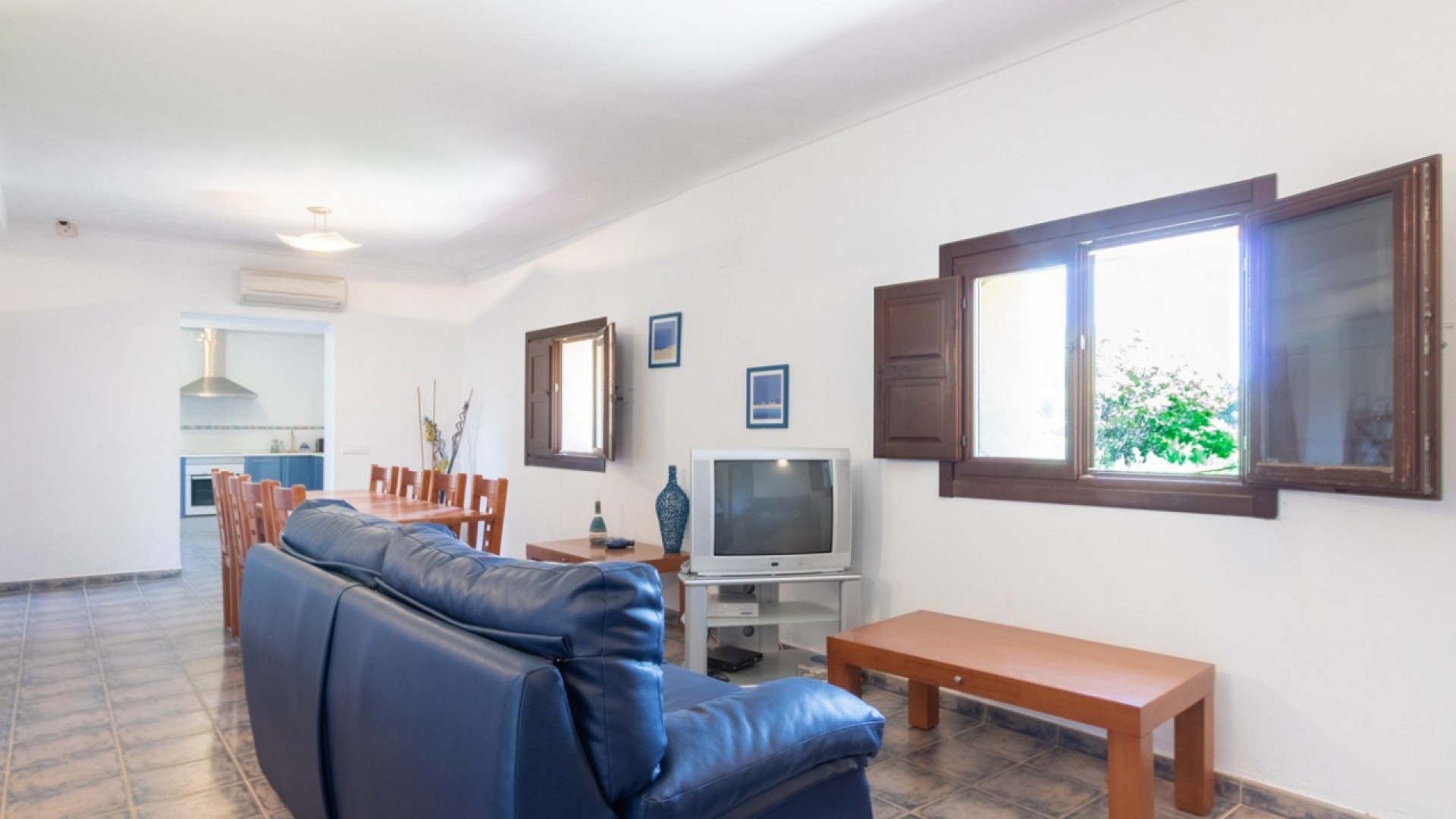 Sprzedaż - Willa wolnostojąca -
Ibi