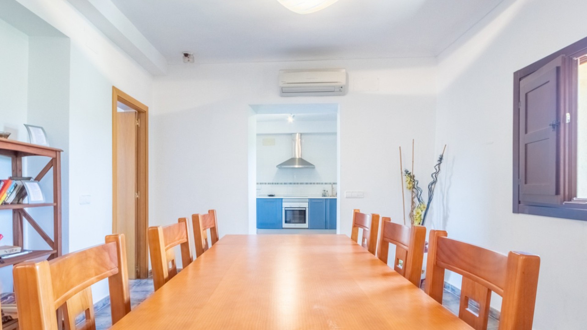 Sprzedaż - Willa wolnostojąca -
Ibi