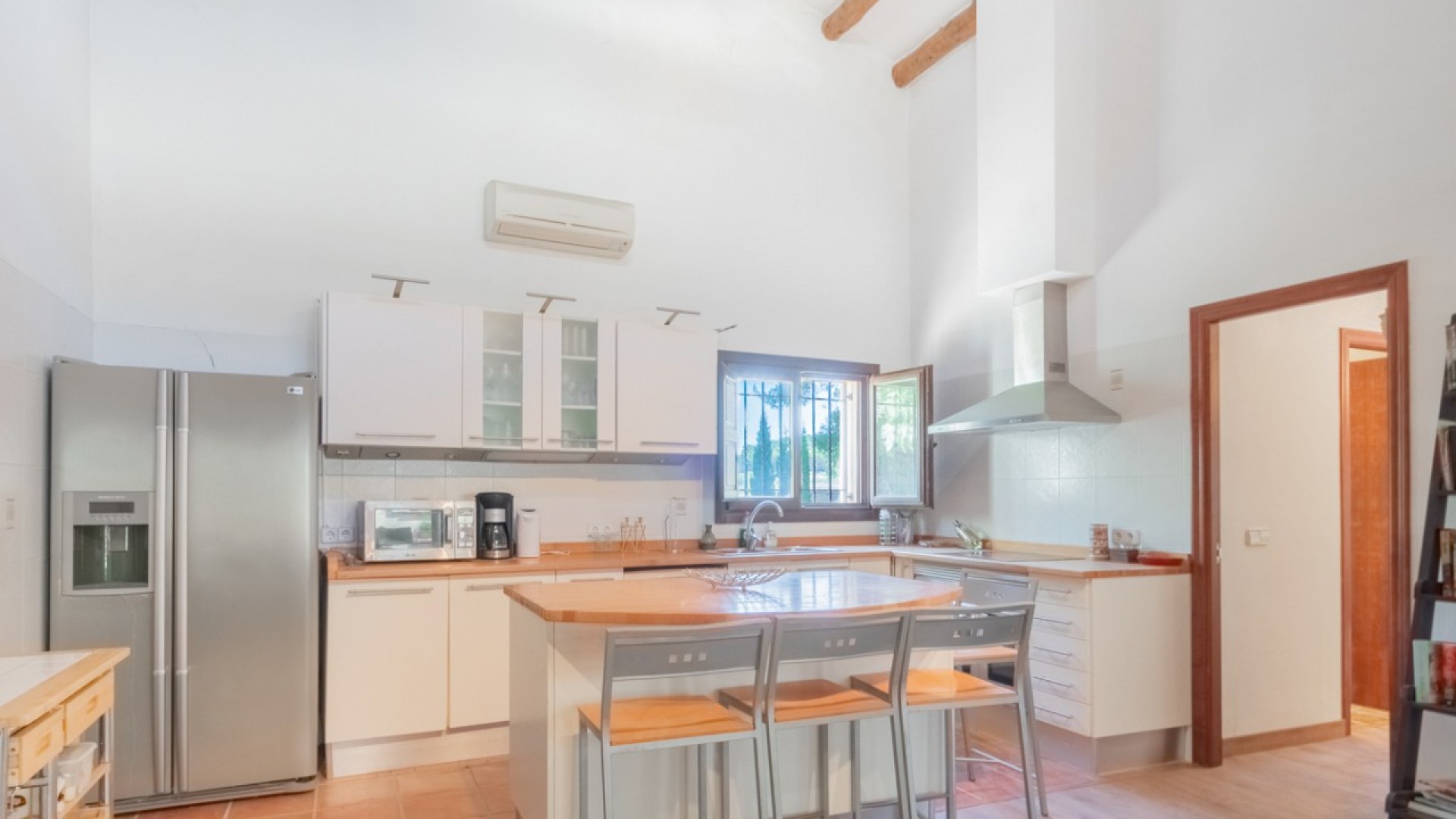 Sprzedaż - Willa wolnostojąca -
Ibi