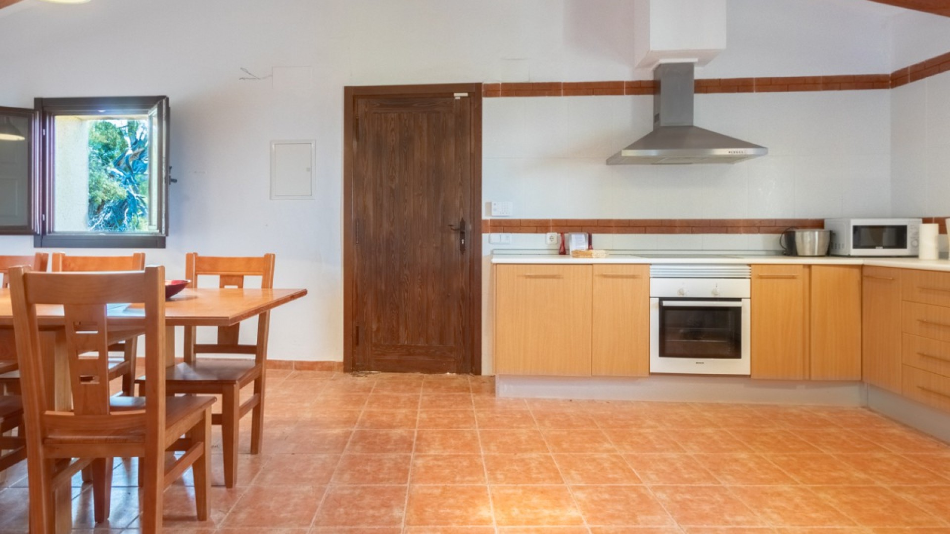 Sprzedaż - Willa wolnostojąca -
Ibi