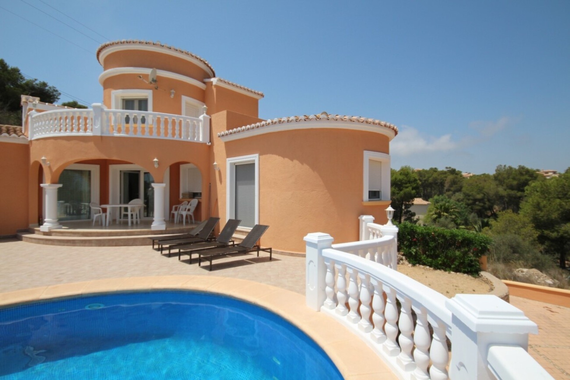 Sprzedaż - Willa wolnostojąca -
Jávea - Costa Blanca