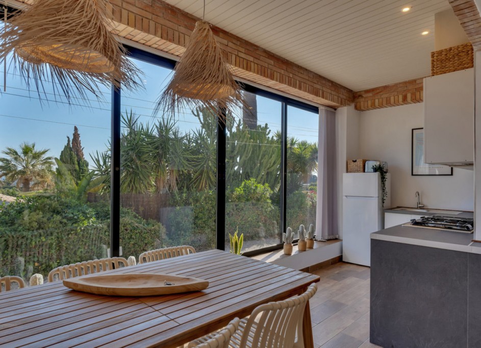 Sprzedaż - Willa wolnostojąca -
Jávea