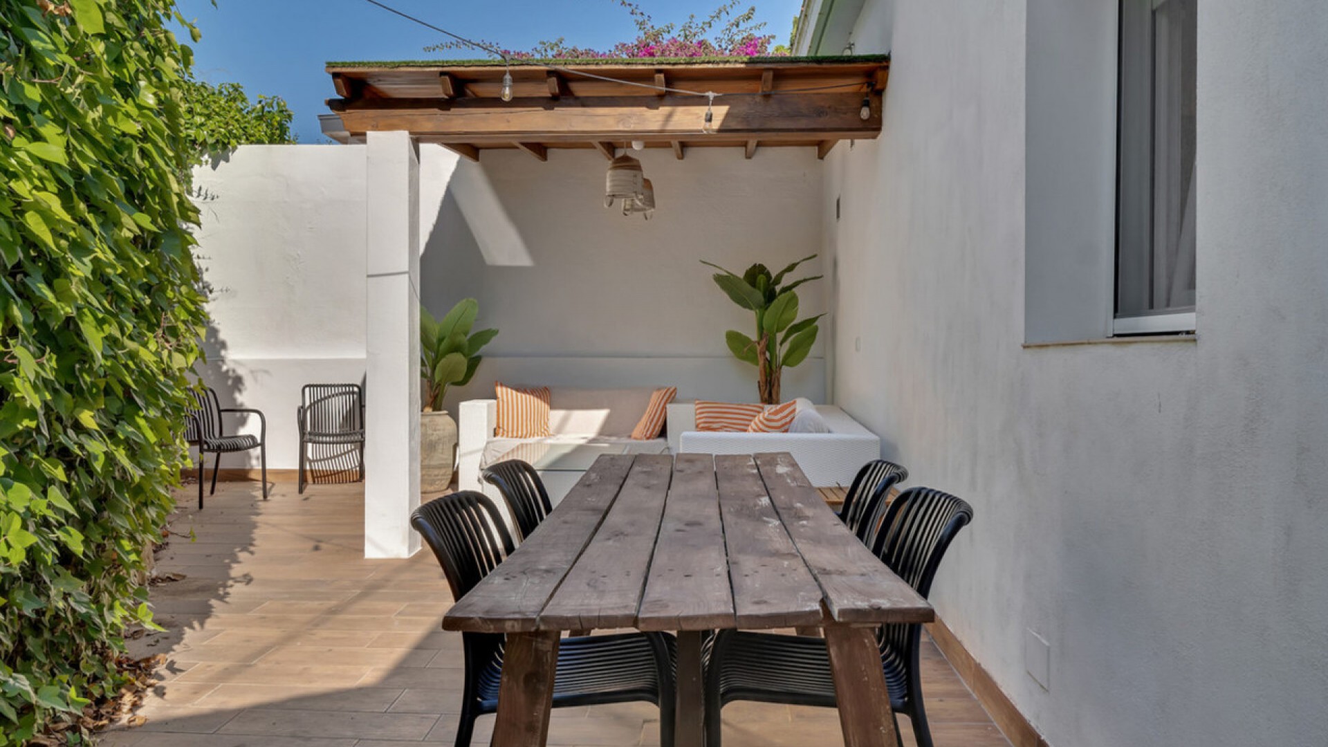 Sprzedaż - Willa wolnostojąca -
Jávea