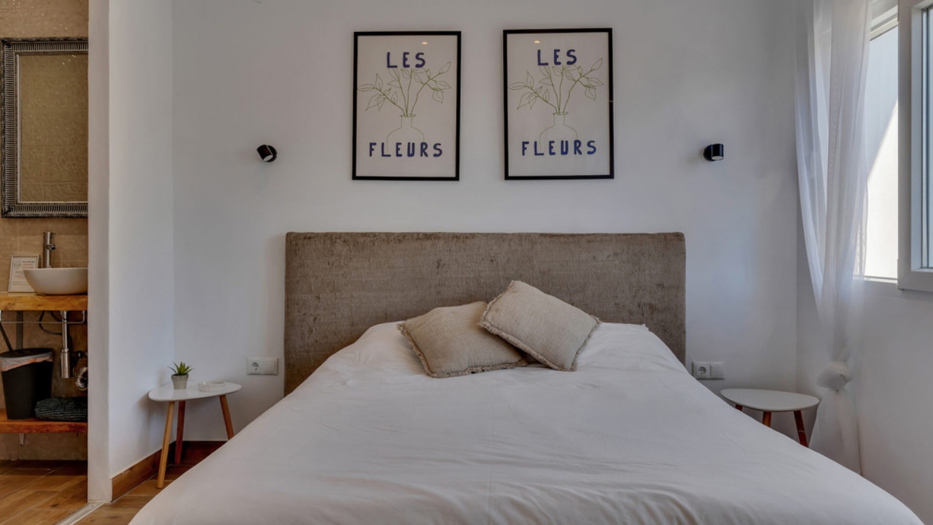 Sprzedaż - Willa wolnostojąca -
Jávea