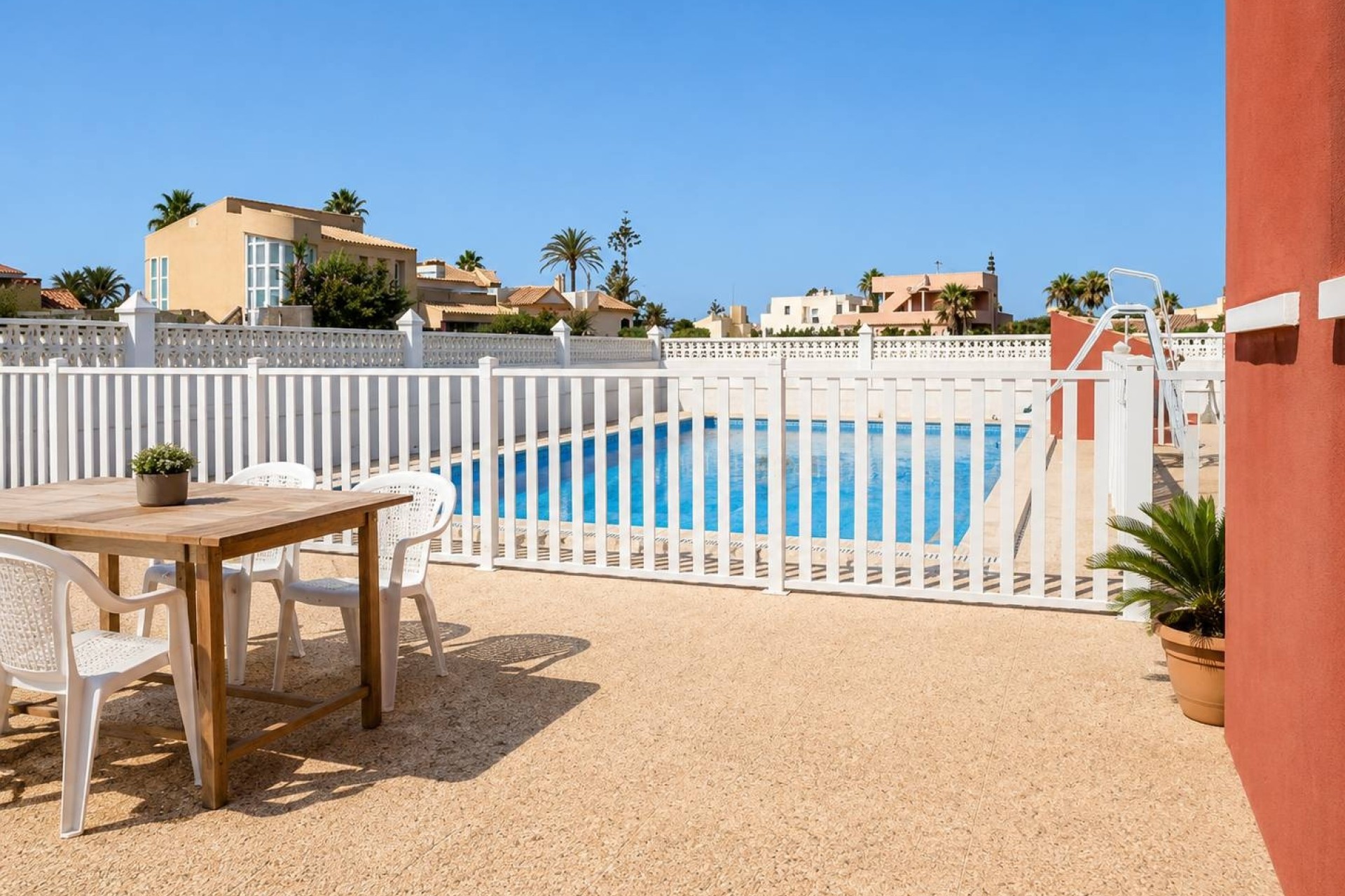 Sprzedaż - Willa wolnostojąca -
La Manga del Mar Menor - La Manga