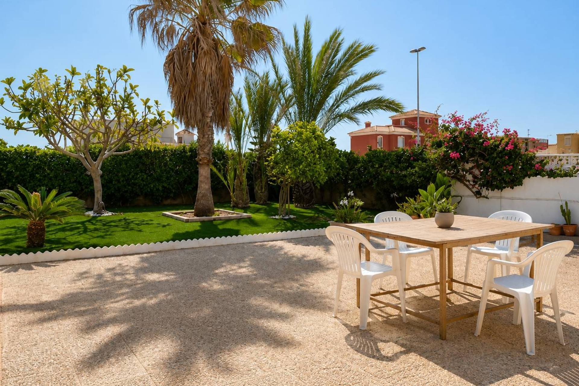 Sprzedaż - Willa wolnostojąca -
La Manga del Mar Menor - La Manga