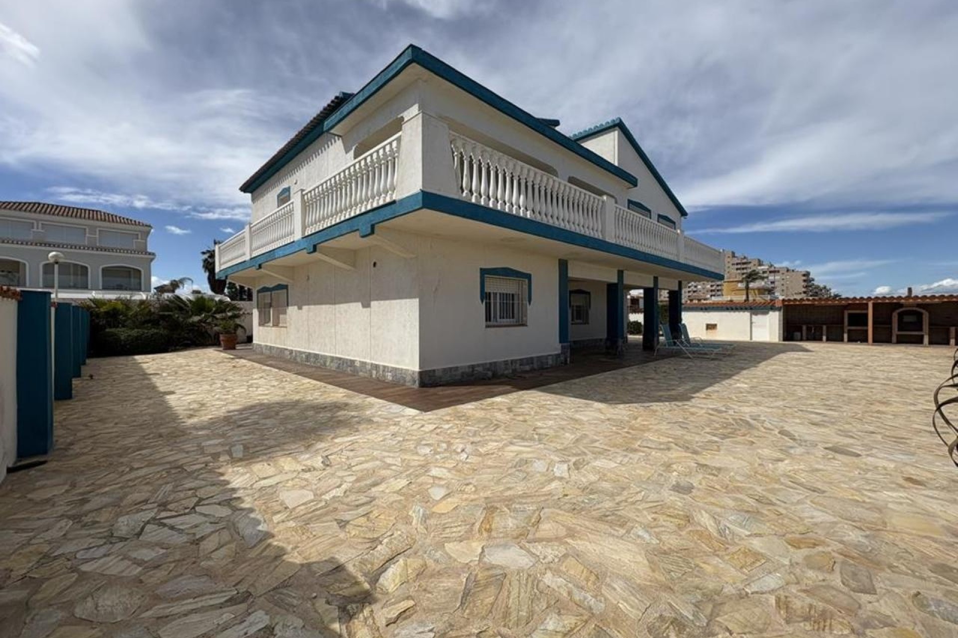 Sprzedaż - Willa wolnostojąca -
La Manga del Mar Menor - La Manga