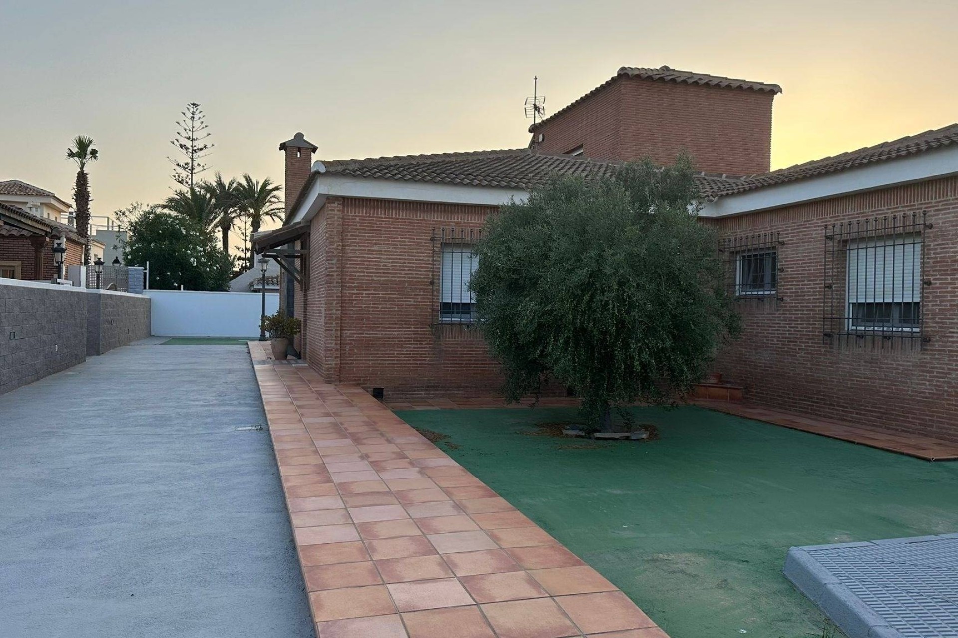 Sprzedaż - Willa wolnostojąca -
La Manga del Mar Menor - Playa Principe