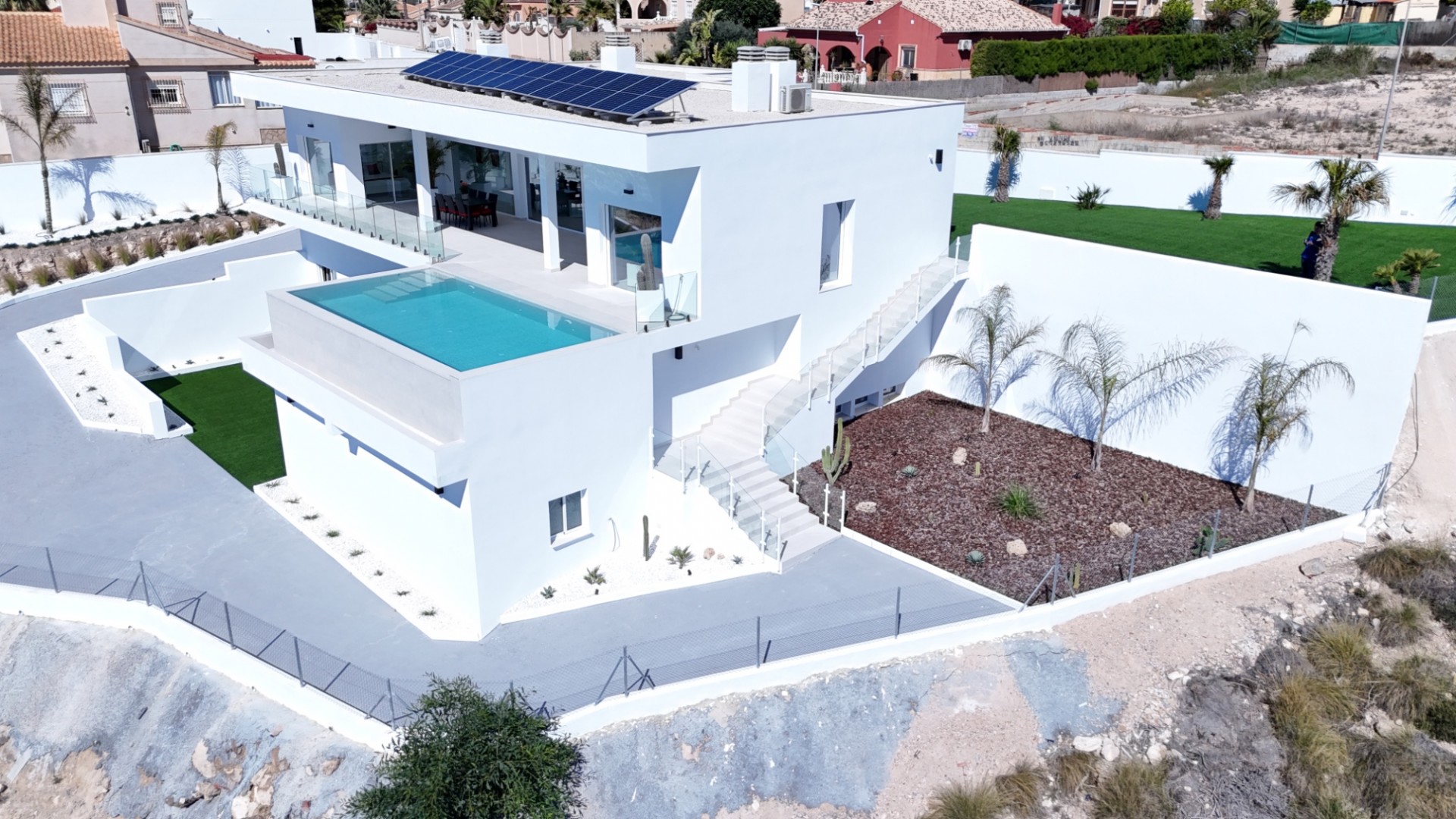 Sprzedaż - Willa wolnostojąca -
La Marina