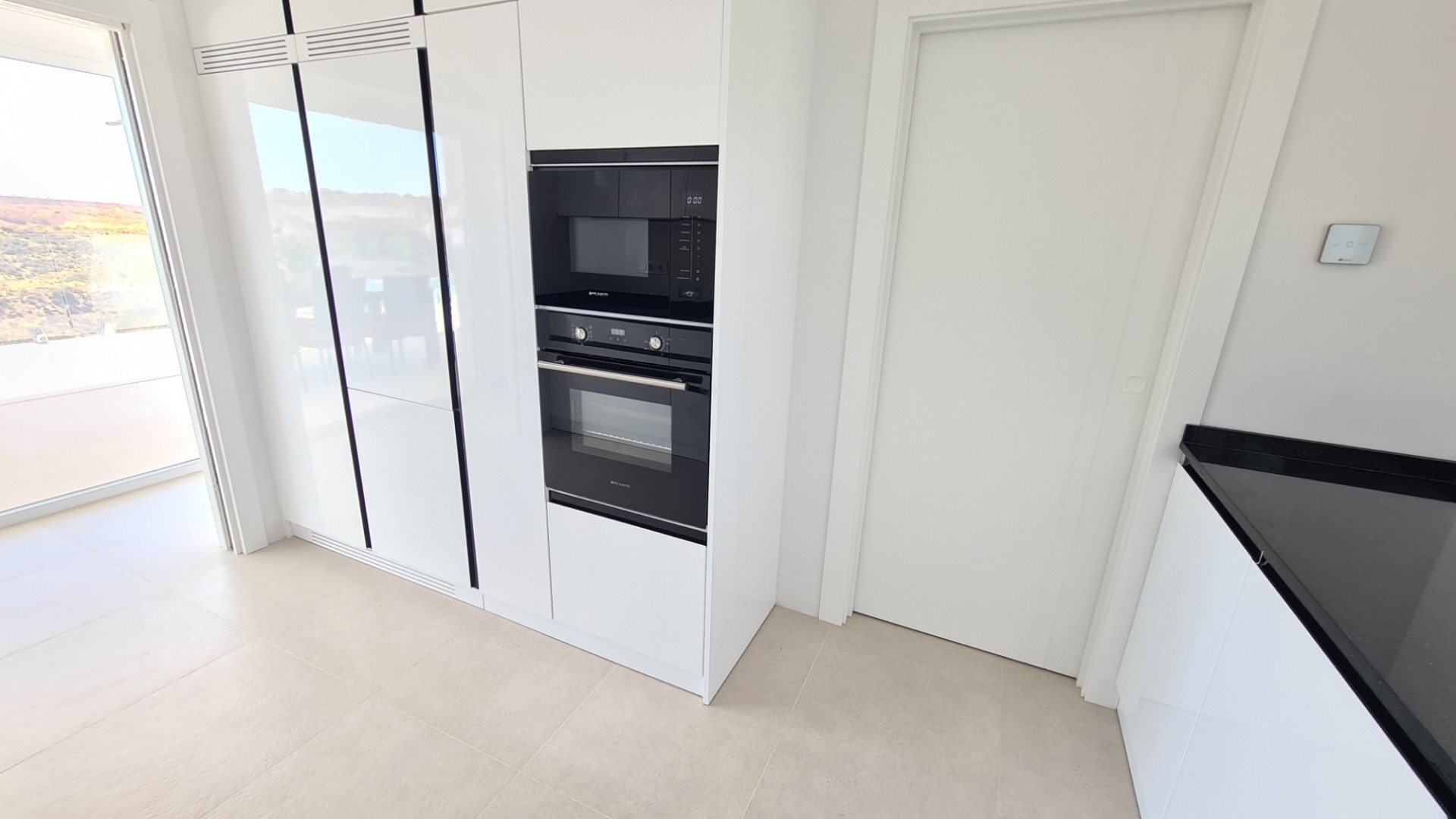 Sprzedaż - Willa wolnostojąca -
La Marina