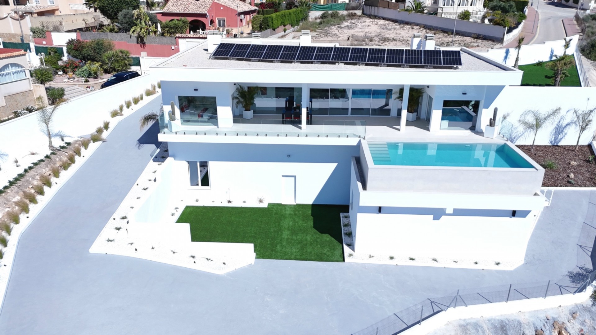 Sprzedaż - Willa wolnostojąca -
La Marina