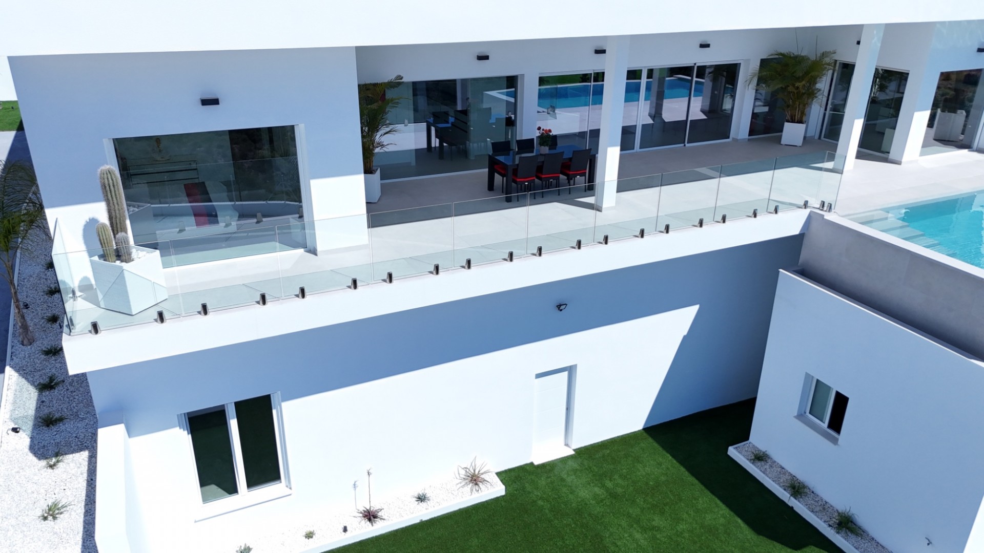 Sprzedaż - Willa wolnostojąca -
La Marina