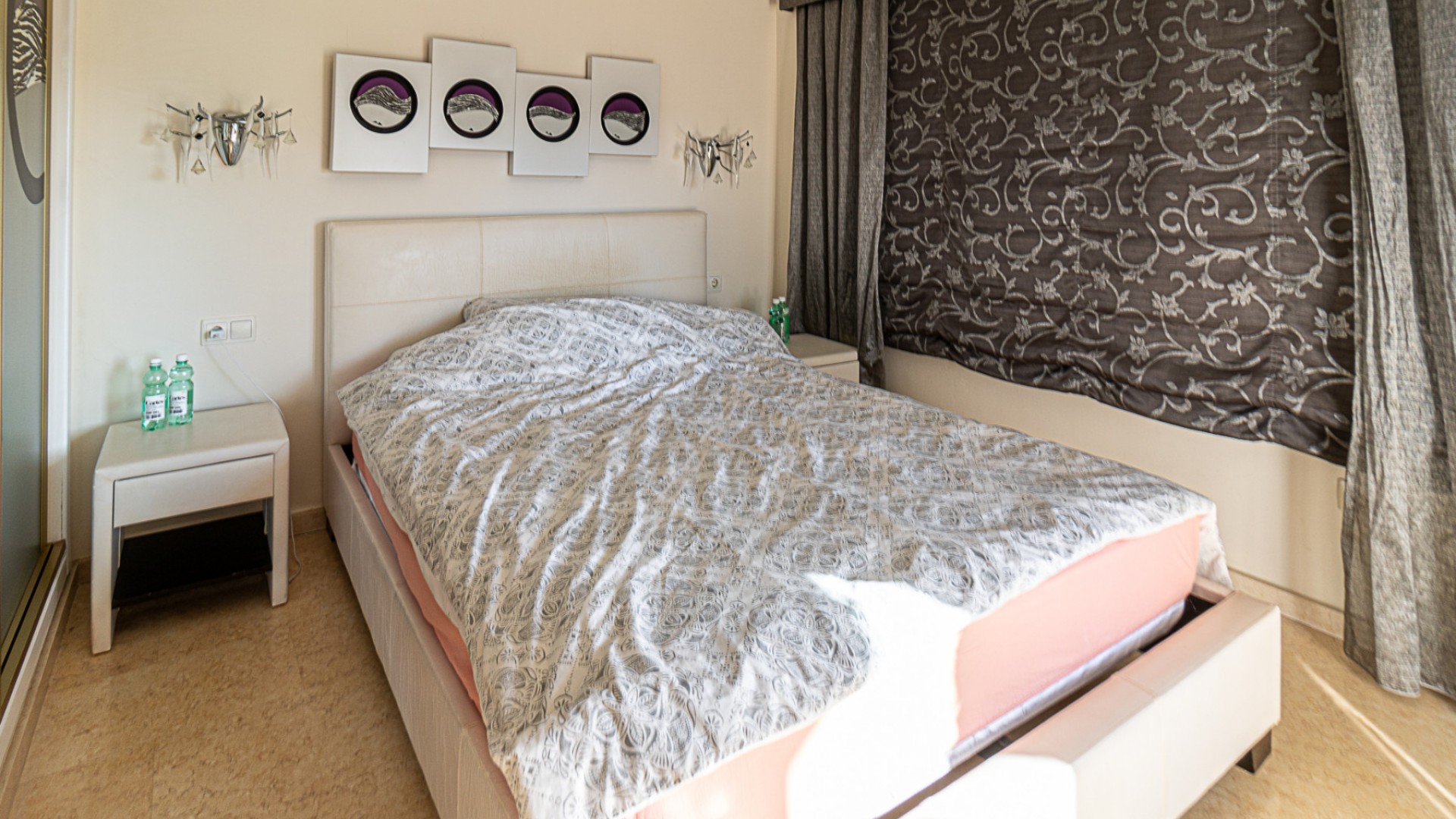 Sprzedaż - Willa wolnostojąca -
La Mata